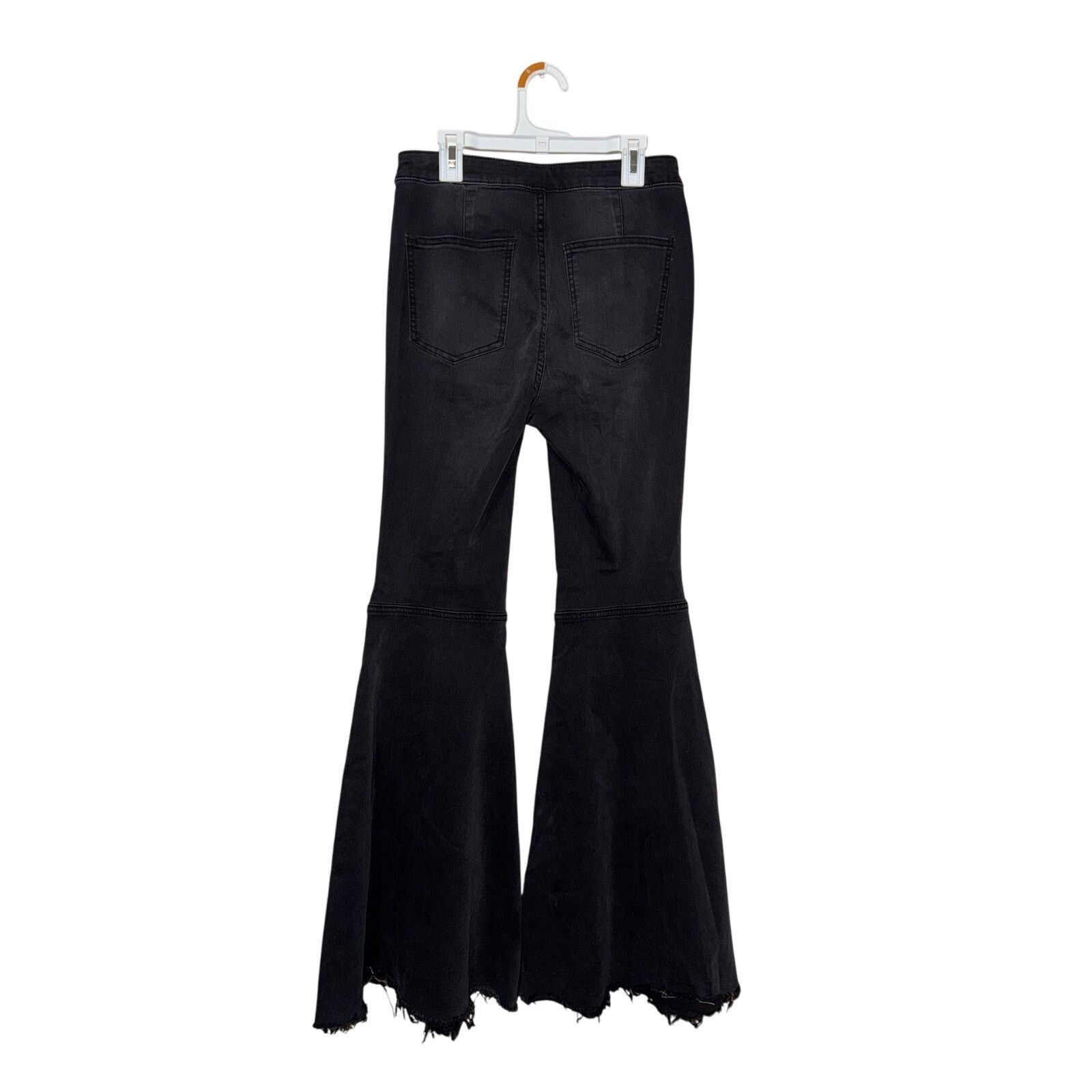 Free People Free People High Rise Dark Wash Flare Jeans - Size 27 Size 27" / US 4 / IT 40 - 5 Thumbnail