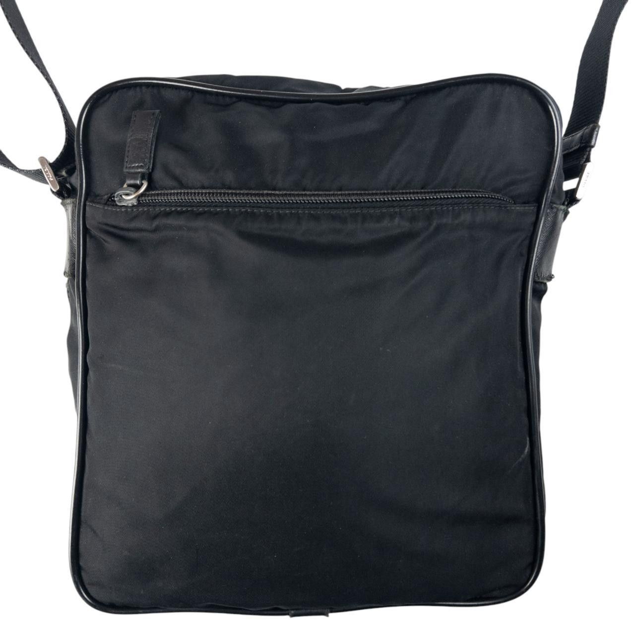 Prada Vintage Prada Crossbody Bag Size ONE SIZE - 1 Thumbnail