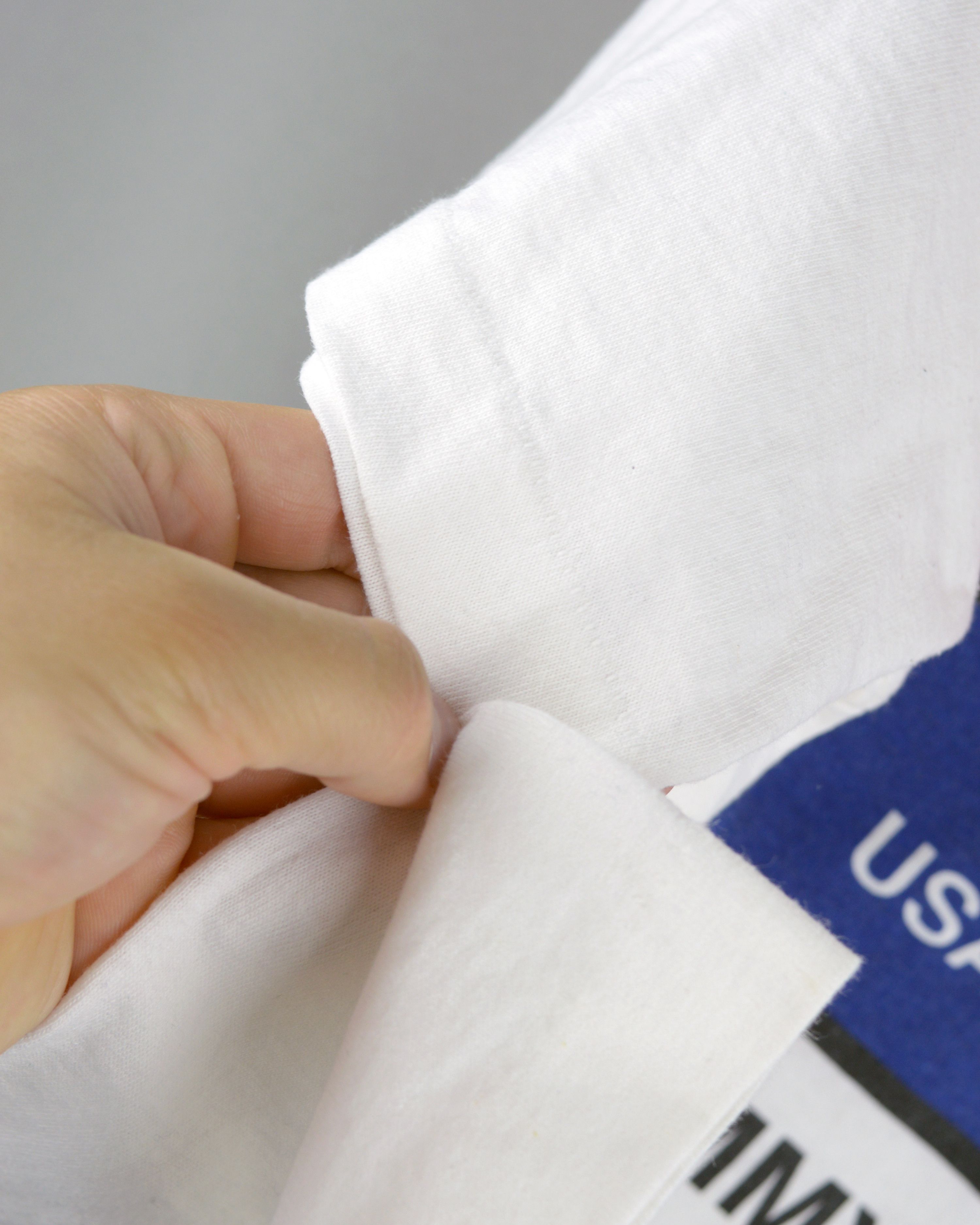 Tommy Hilfiger × Vintage Vintage Tommy Hilfiger 90s t shirt ( Single Stitch) Size US L / EU 52-54 / 3 - 4 Thumbnail