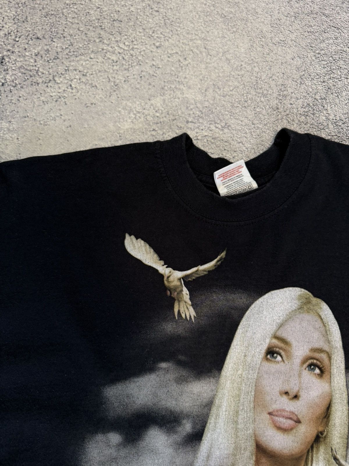 Band Tees Cher 2004 Farewell Tour T-Shirt Vintage Concert Band Tee M Size US M / EU 48-50 / 2 - 12 Thumbnail
