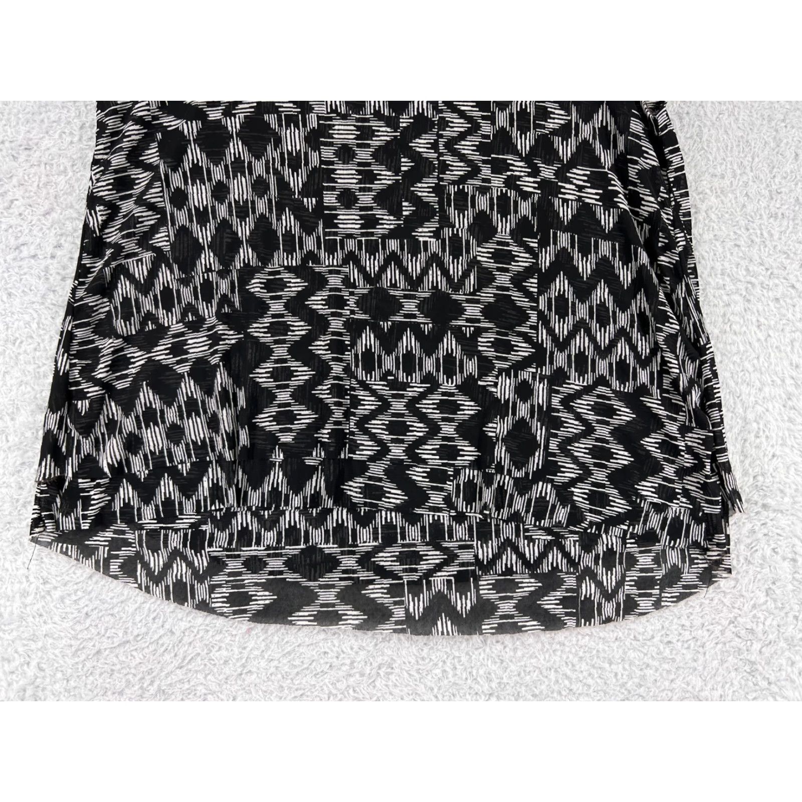 Vintage Ruby Rd Tank Women Small Black White Sleeveless Southwestern Cotton Blend Beaded Argyle/Diamond Shirt Size S / US 4 / IT 40 - 5 Thumbnail