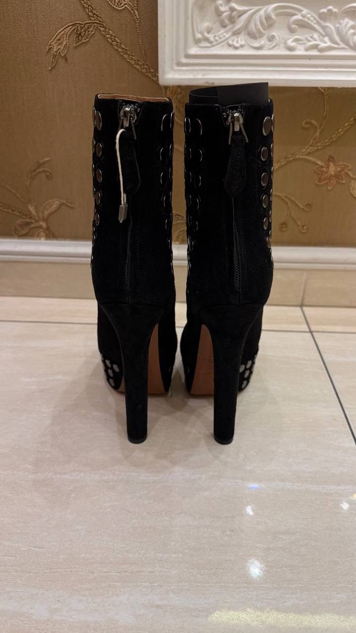 Alaia ALAIA Black Suede Stud Platform Booties Size 39 Size US 9 / IT 39 - 4 Thumbnail