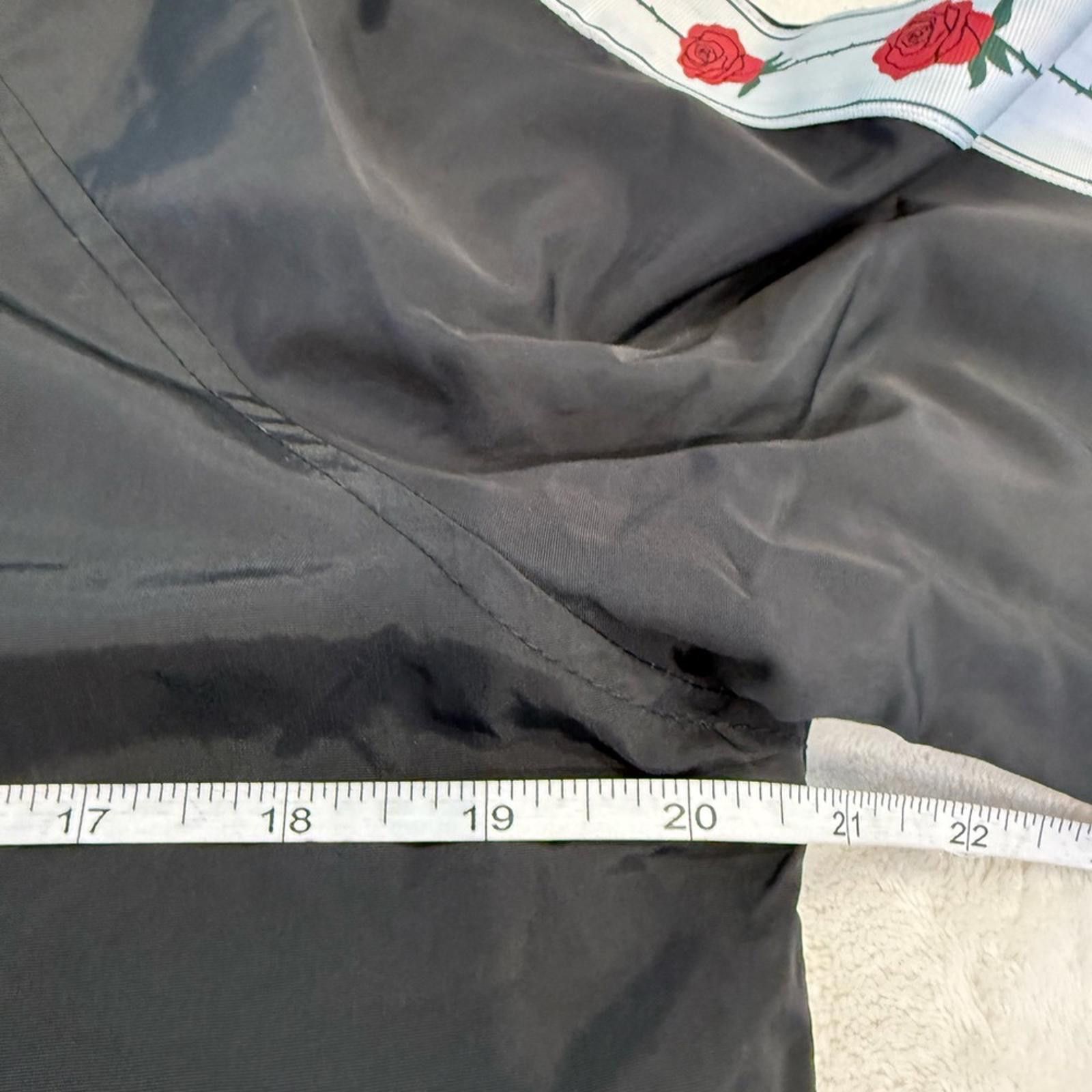 Empyre Empyre black rose jacket snaps long sleeves windbreaker M Size M / US 6-8 / IT 42-44 - 10 Thumbnail