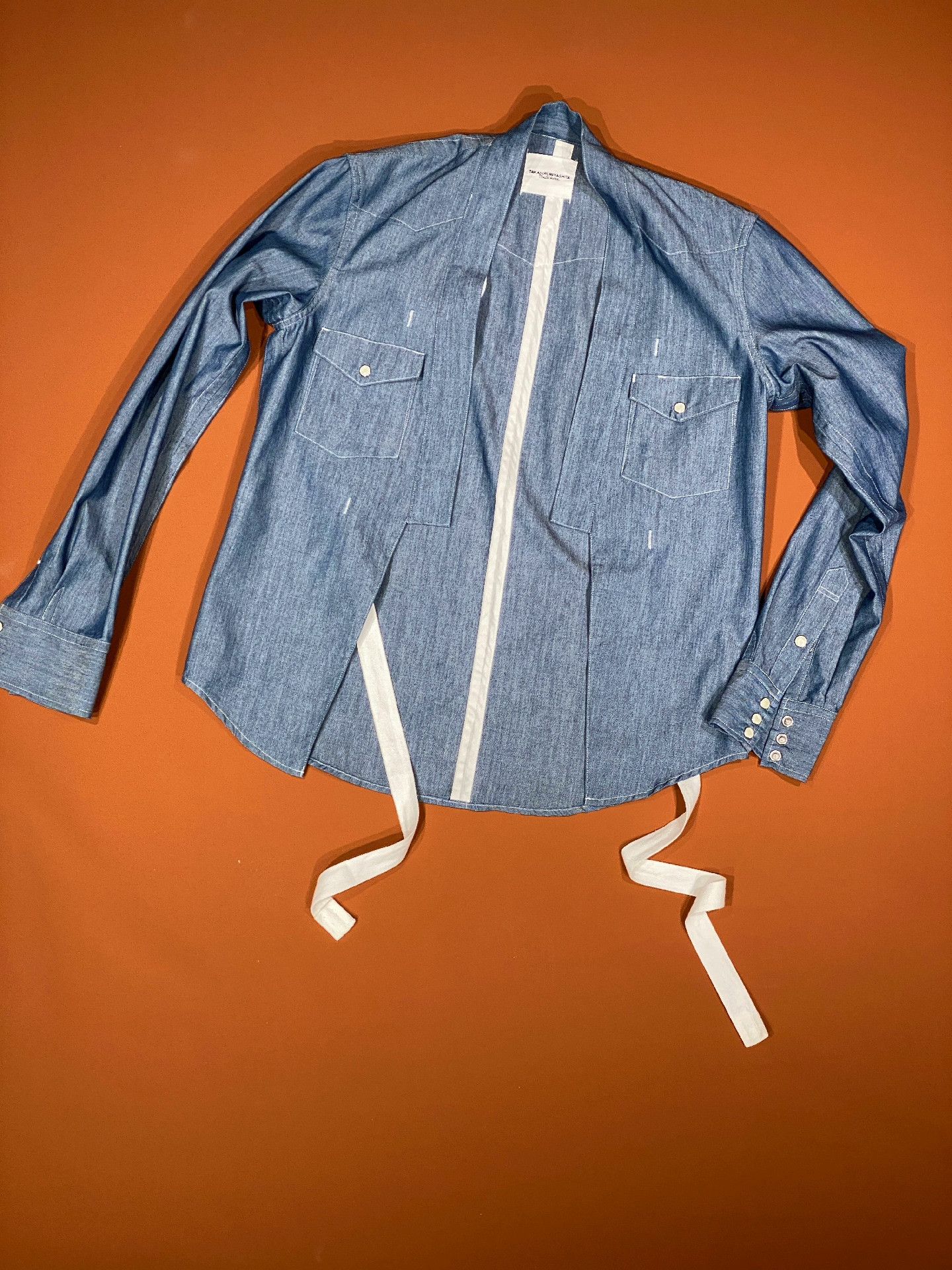 Takahiromiyashita The Soloist. TAKAHIROMIYA.SHITA Light Denim Ribbon Shirt Size US S / EU 44-46 / 1 - 1 Thumbnail
