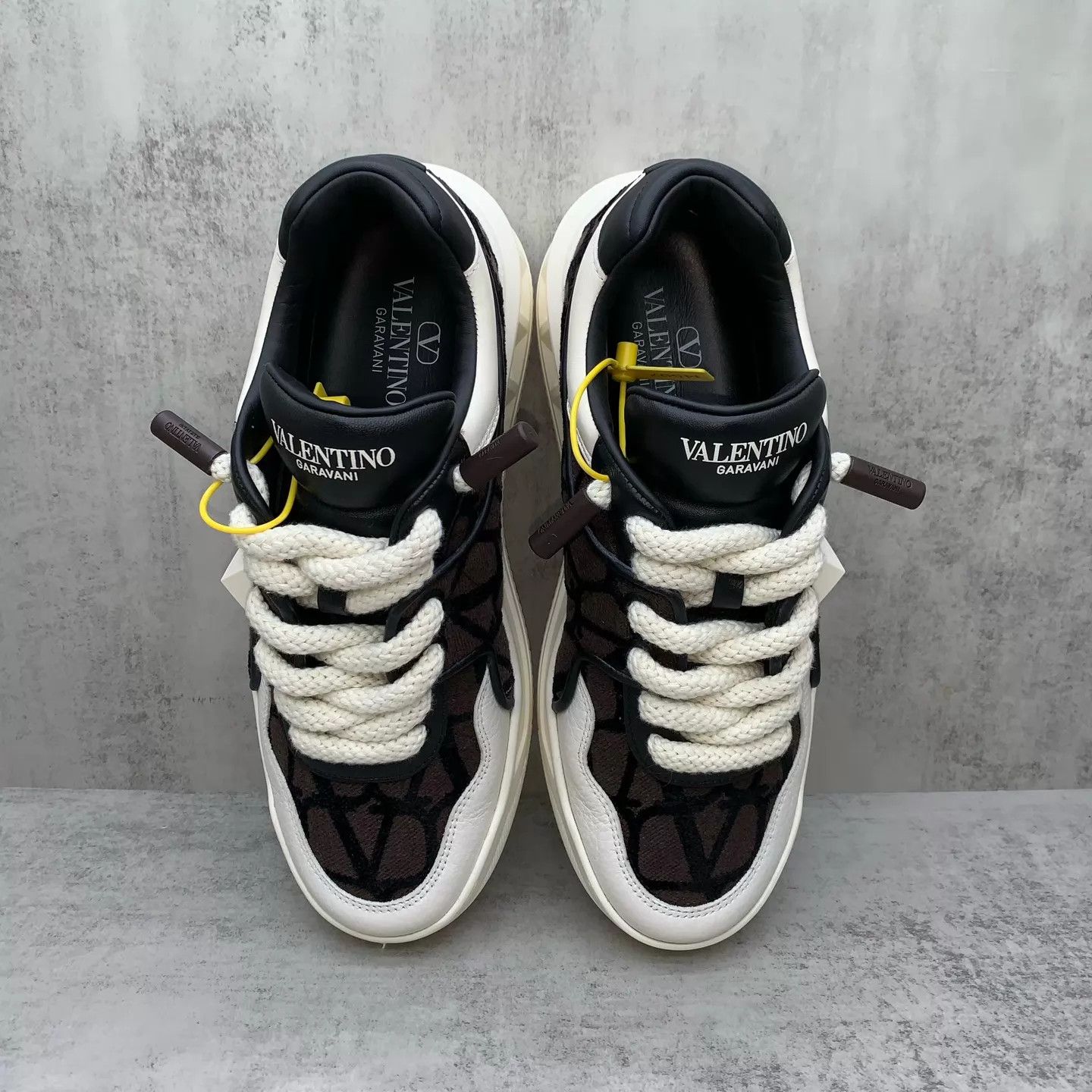 Valentino Valentino Men's Brown Sneaker 41 95 New Size US 8 / EU 41 - 6 Thumbnail