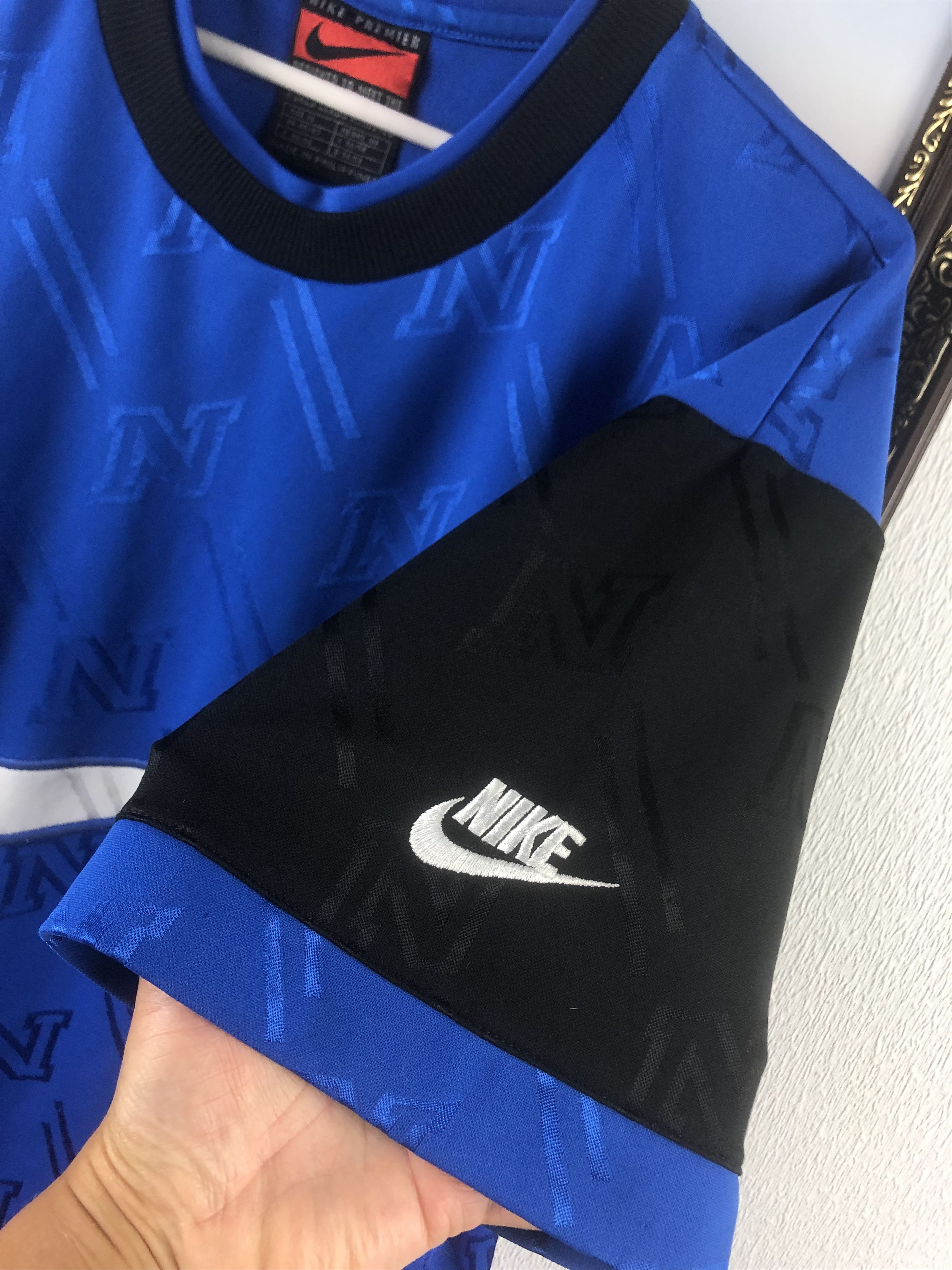 Nike Vintage Paris Saint-Germain Shirts Template Soccer Jersey Size US XL / EU 56 / 4 - 6 Thumbnail