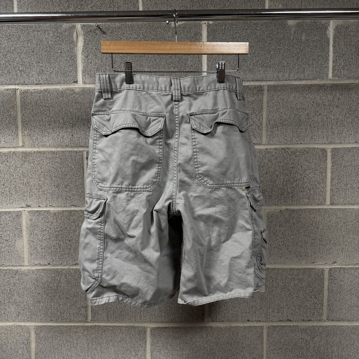 Levi's Y2K Faded Levi's Silvertab Multi Cargo Shorts ERD Grunge Size US 32 / EU 48 - 5 Thumbnail