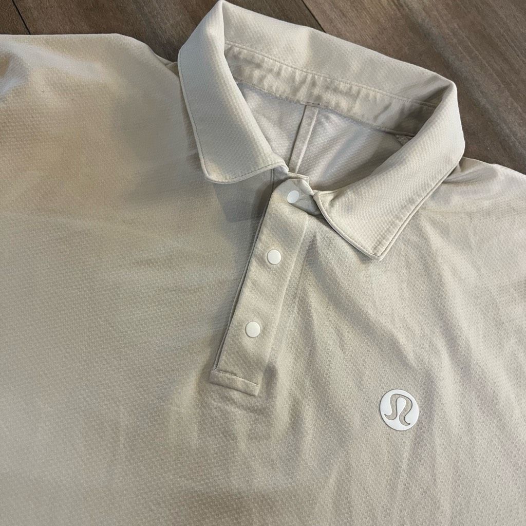 Lululemon Lululemon Cream Athletic Workout Shirt Polo Men Medium Bin A Size US M / EU 48-50 / 2 - 2 Thumbnail
