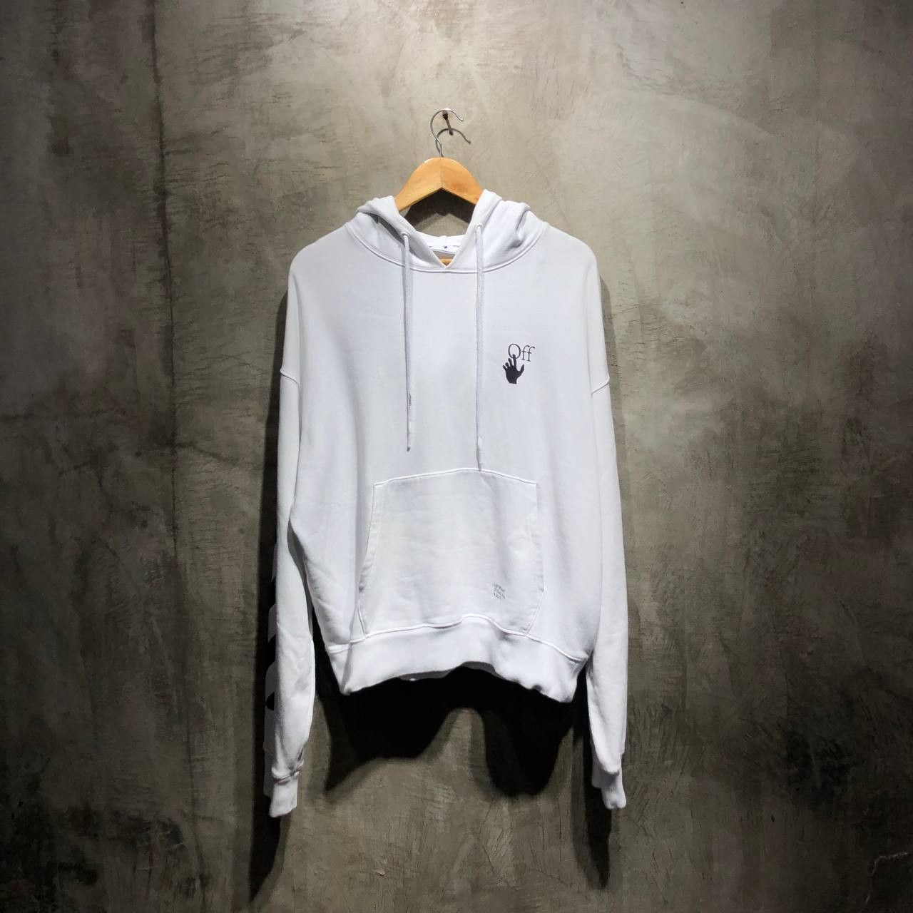 Off-White Off-White FW21 Caravaggio Arrows hoodie Size US L / EU 52-54 / 3 - 3 Thumbnail