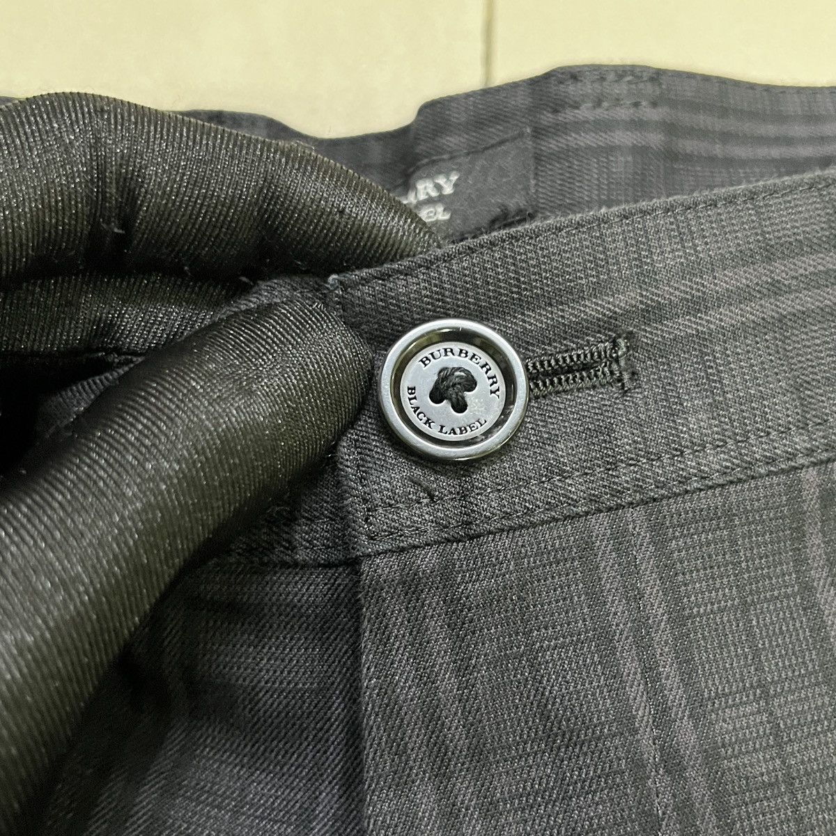 Burberry Vintage Burberry Black Nova Check Pants Size US 32 / EU 48 - 5 Thumbnail