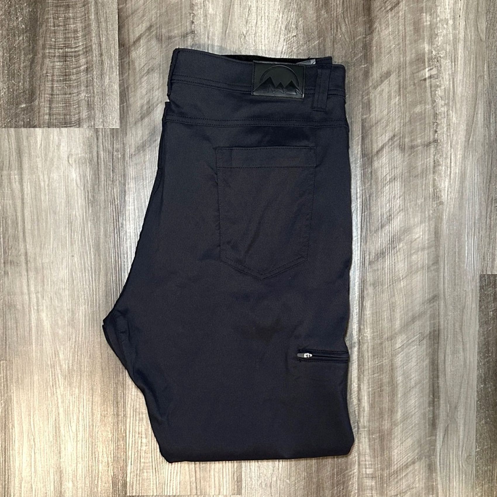Wrangler Wrangler All Terrain Gear Trail Series Synthetic Utility Pant - 42x30 Black Mens Size US 42 / EU 58 - 2 Thumbnail