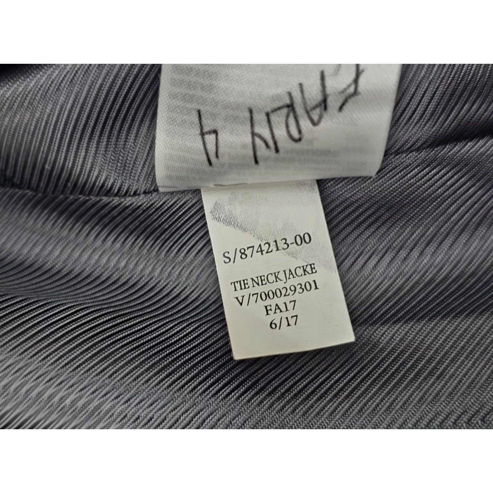 Banana Republic Banana Republic Wool Blend Herringbone Jacket Women 12 Lined Zip Black 40" Chest Classic Fit Wool Blend Pattern 90s Designer Modern Professional Size XL / US 12-14 / IT 48-50 - 5 Thumbnail