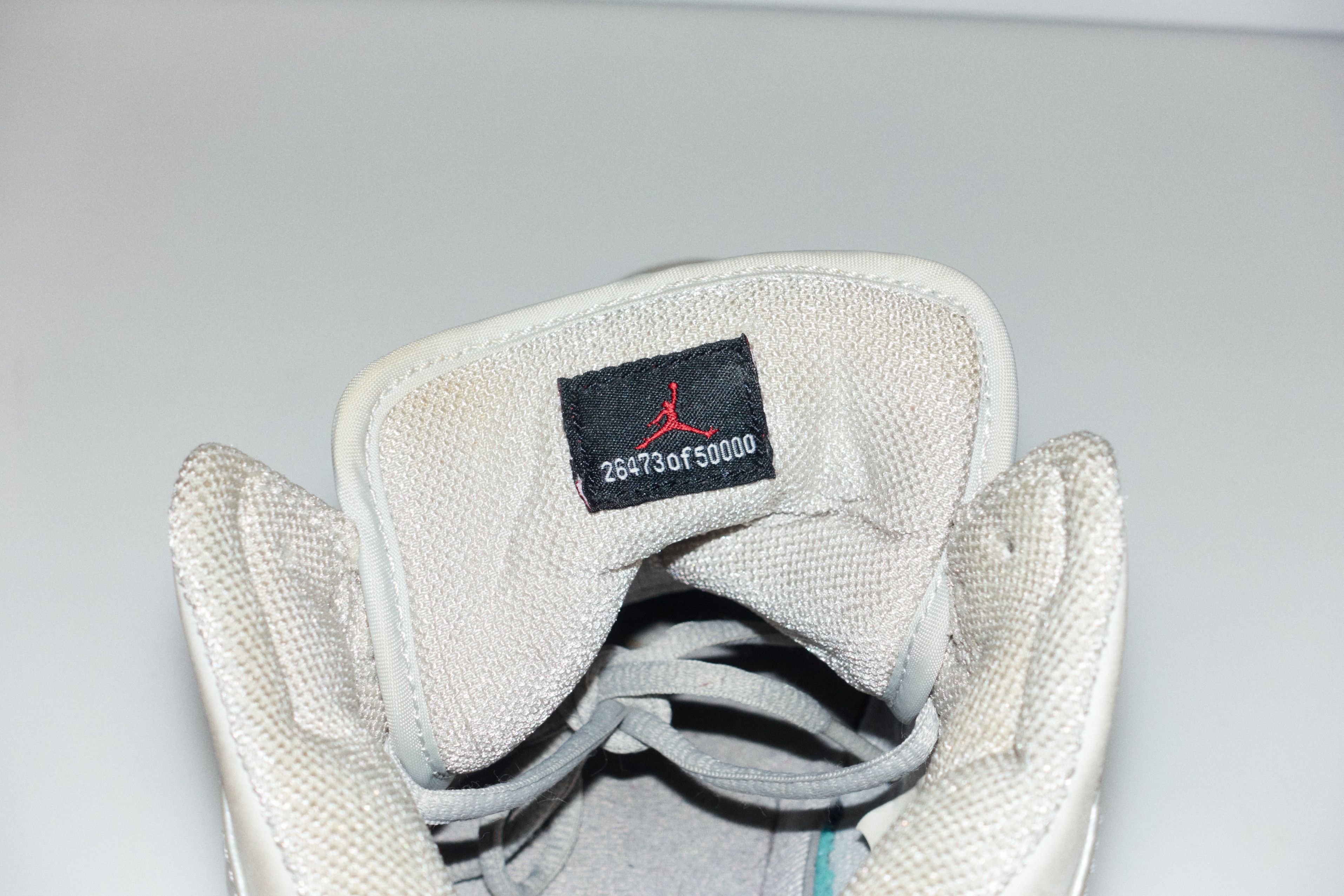 Jordan Brand Air Jordan 1 Retro + 2001 Neutral Grey Size 11 Size US 11 / EU 44 - 11 Thumbnail