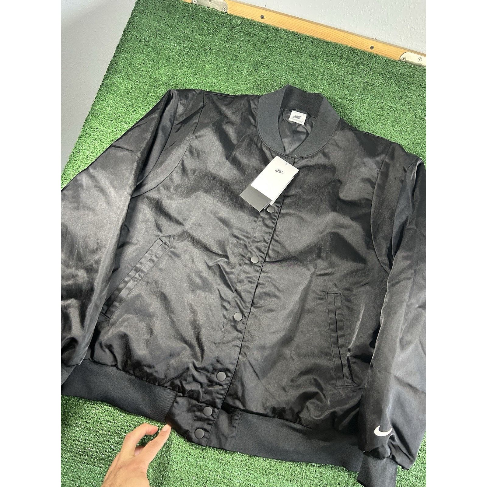 Nike Nike Varsity Women Bomber Jacket Small Size S / US 4 / IT 40 - 2 Thumbnail