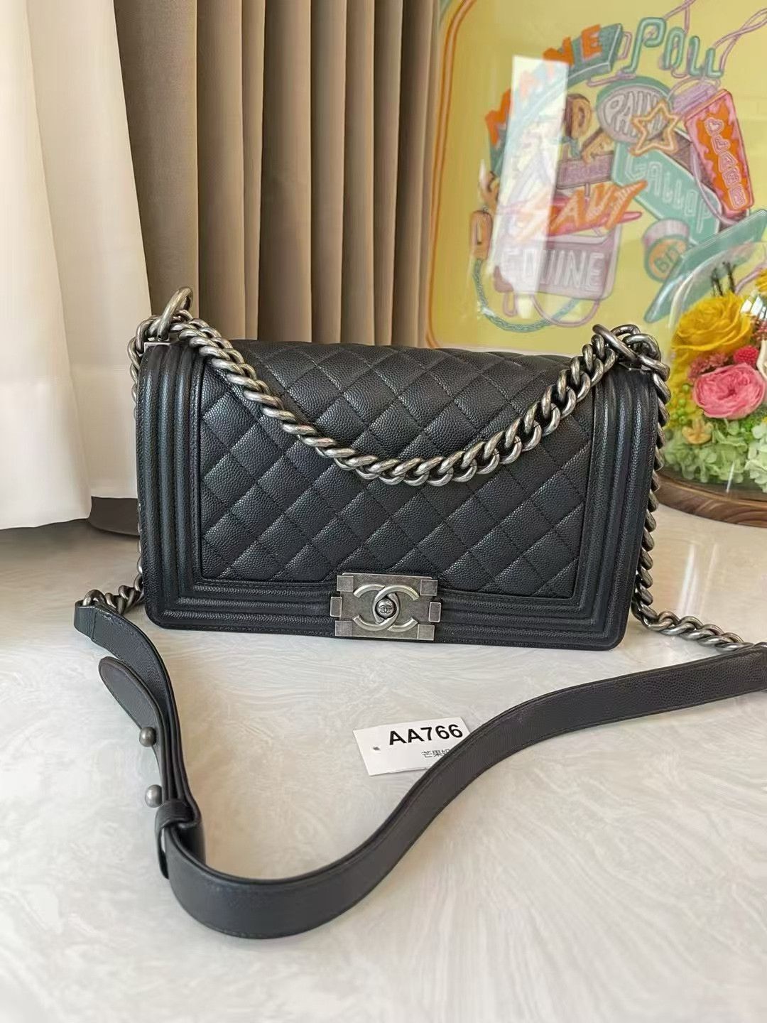 Chanel Pre-loved Bag Very good condition Size ONE SIZE - 1 Thumbnail
