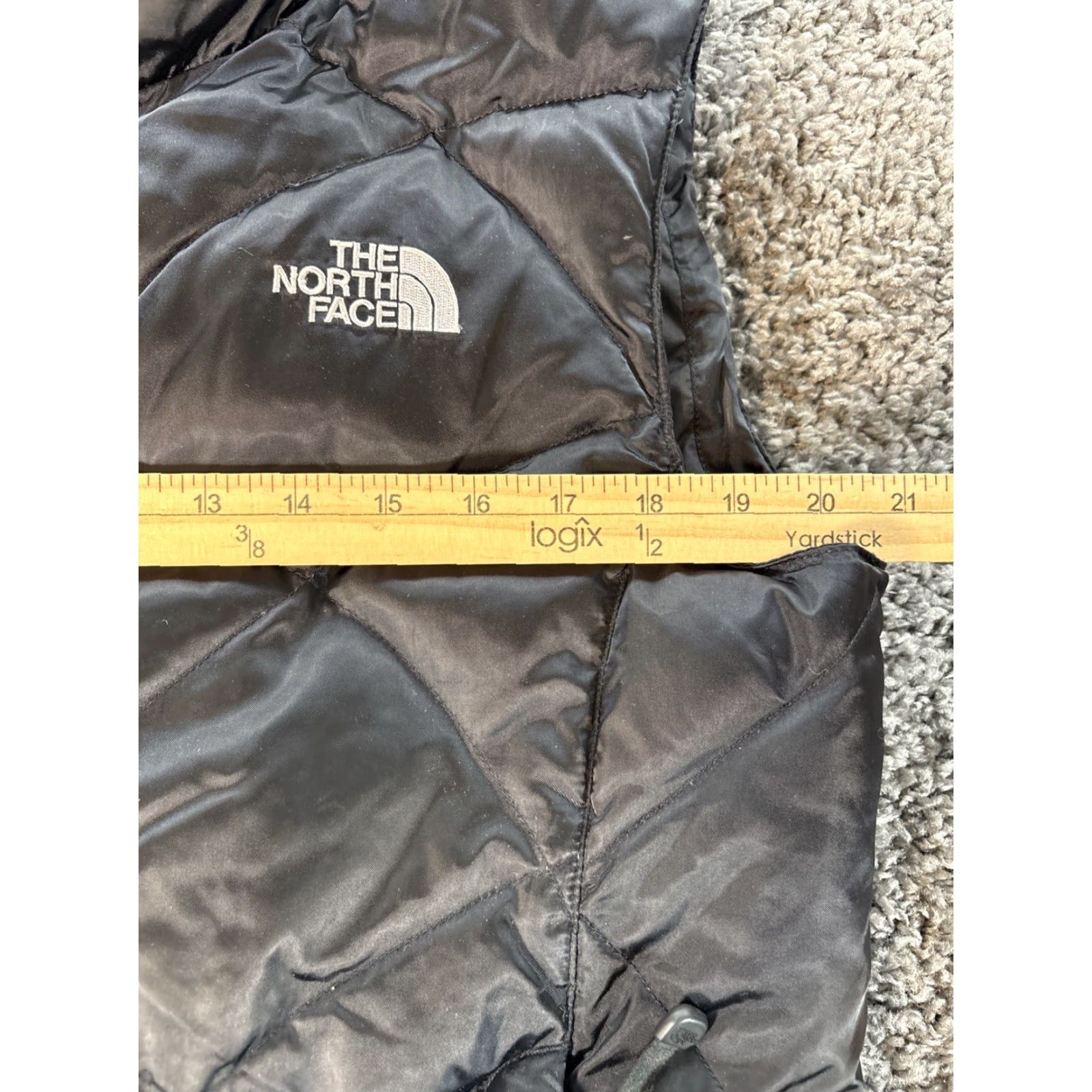 The North Face VINTAGE The North Face Vest Puffer Women L Black Down Full Zip Plaid Winter 550 Down Full Zip Womens Size L / US 10 / IT 46 - 3 Thumbnail