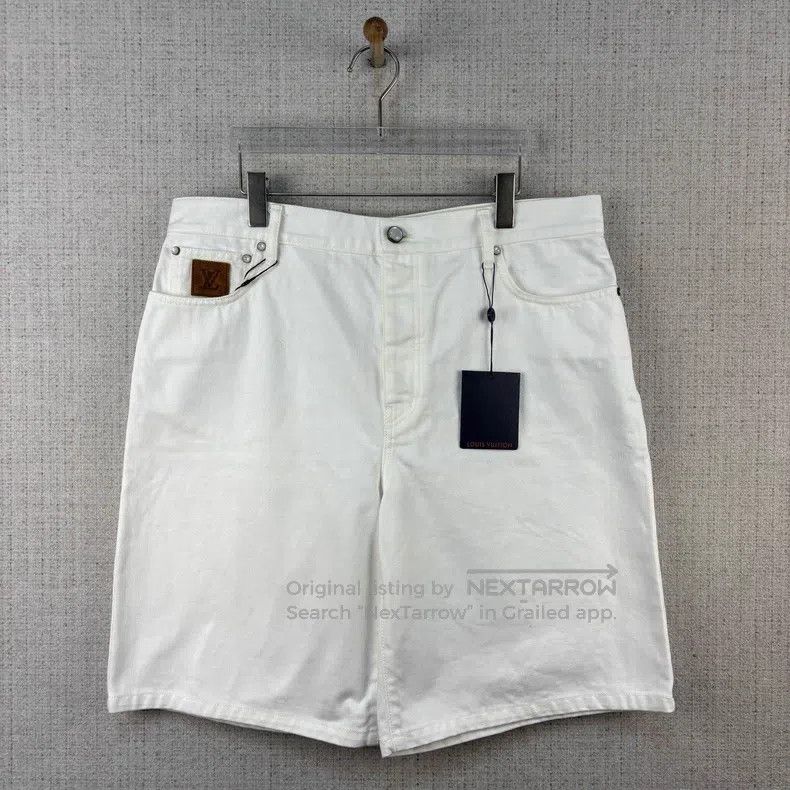 Louis Vuitton Louis Vuitton FW25 white embroidered logo zip pocket denim Size US 36 / EU 52 - 1 Thumbnail