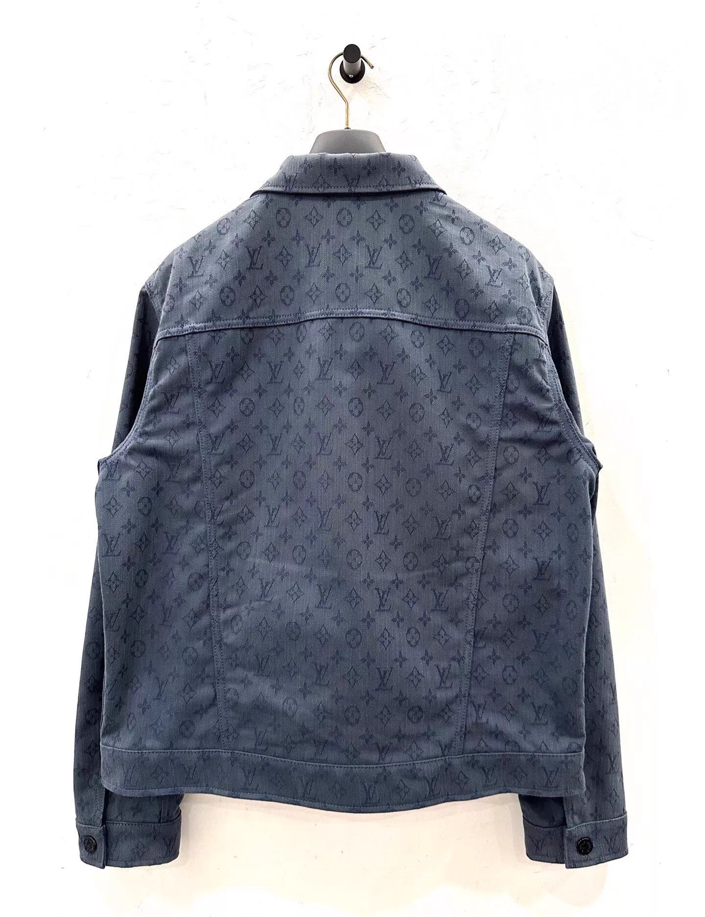 Louis Vuitton LV men's Allover Monogram navy denim jacket 52 Size US L / EU 52-54 / 3 - 3 Thumbnail