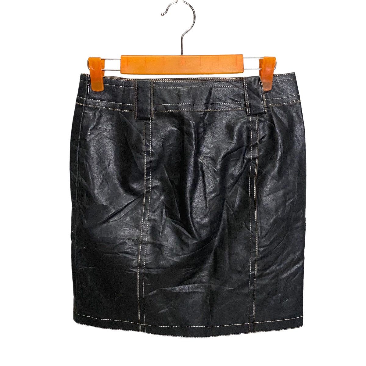 Burberry Buuberry blue label mini skirt syntetic leather Size 29" - 8 Thumbnail