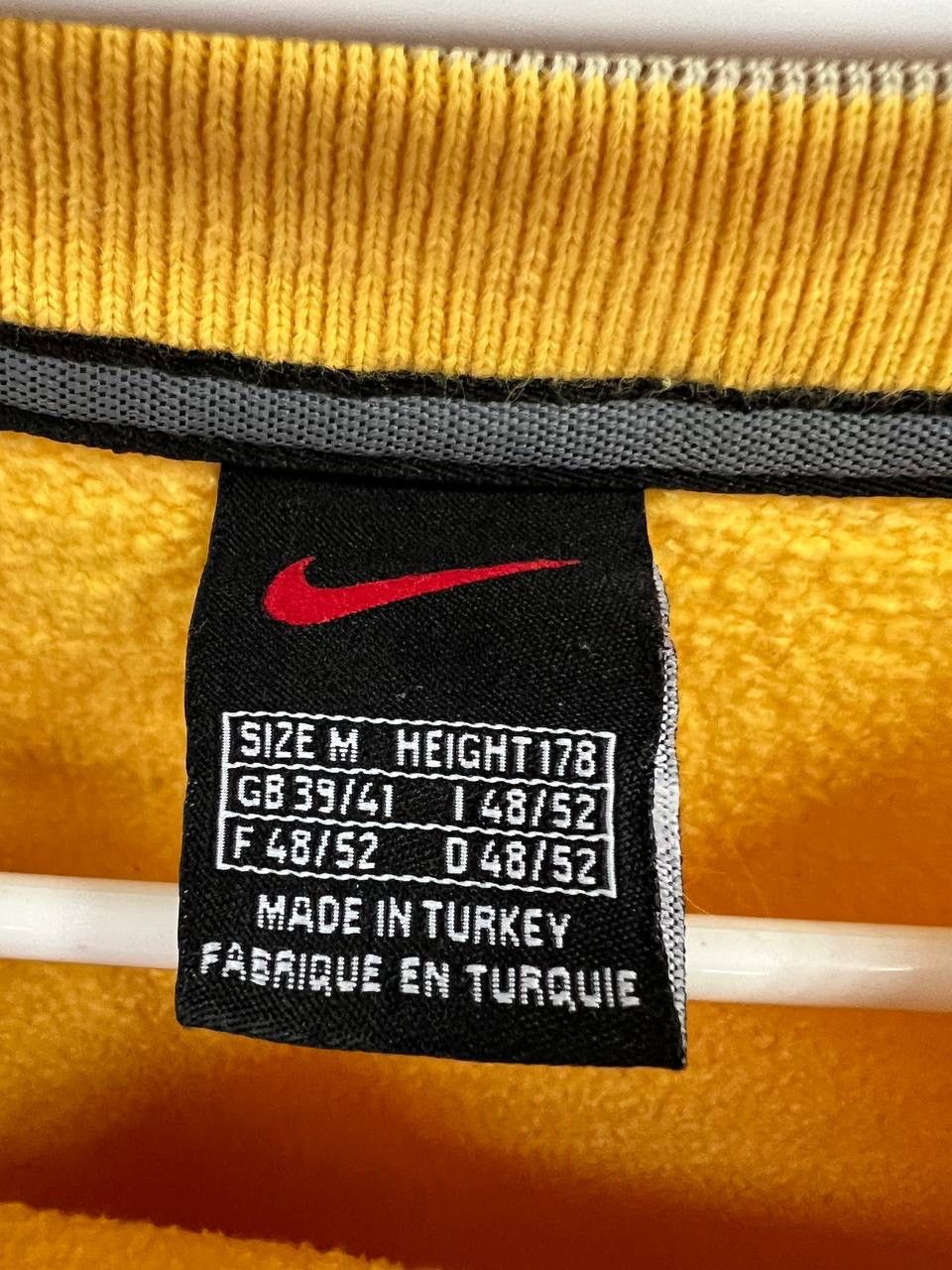 Nike × Vintage Vintage 90s Nike Athletic Crewneck Embroidered Sweatshirt Size US M / EU 48-50 / 2 - 3 Thumbnail