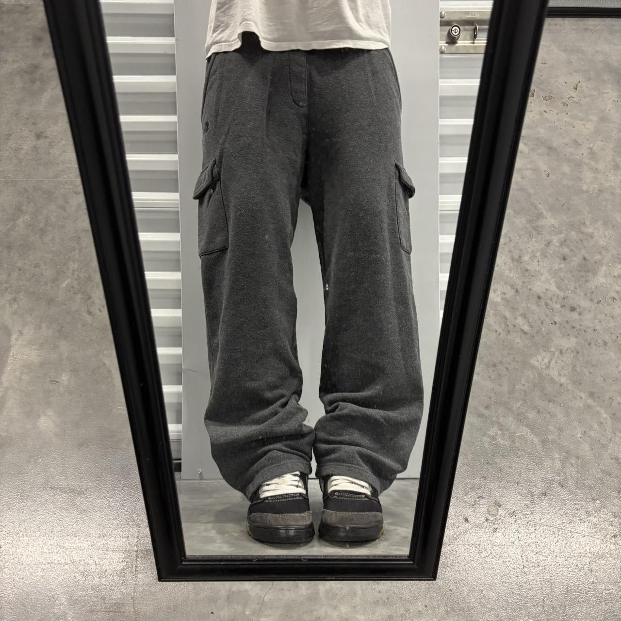 Japanese Brand × Vintage Crazy Vintage Y2K/2000s Baggy Grey Skater Essential Cargo Sweatpants! Size US 30 / EU 46 - 1 Thumbnail