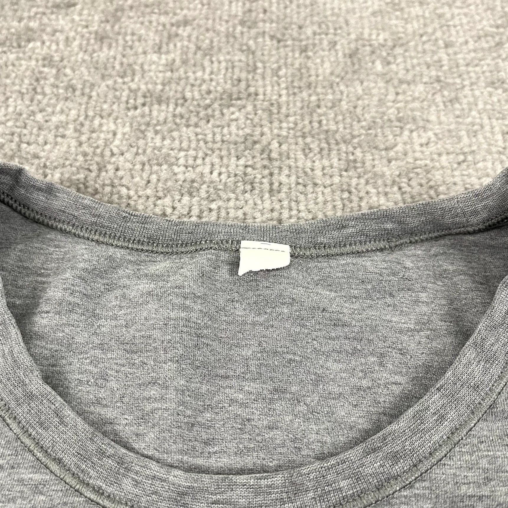 Lululemon LULULEMON Shirt Mens Large Gray Everyday Basic Tee Long Sleeve Stretch Athletic Size US L / EU 52-54 / 3 - 7 Thumbnail