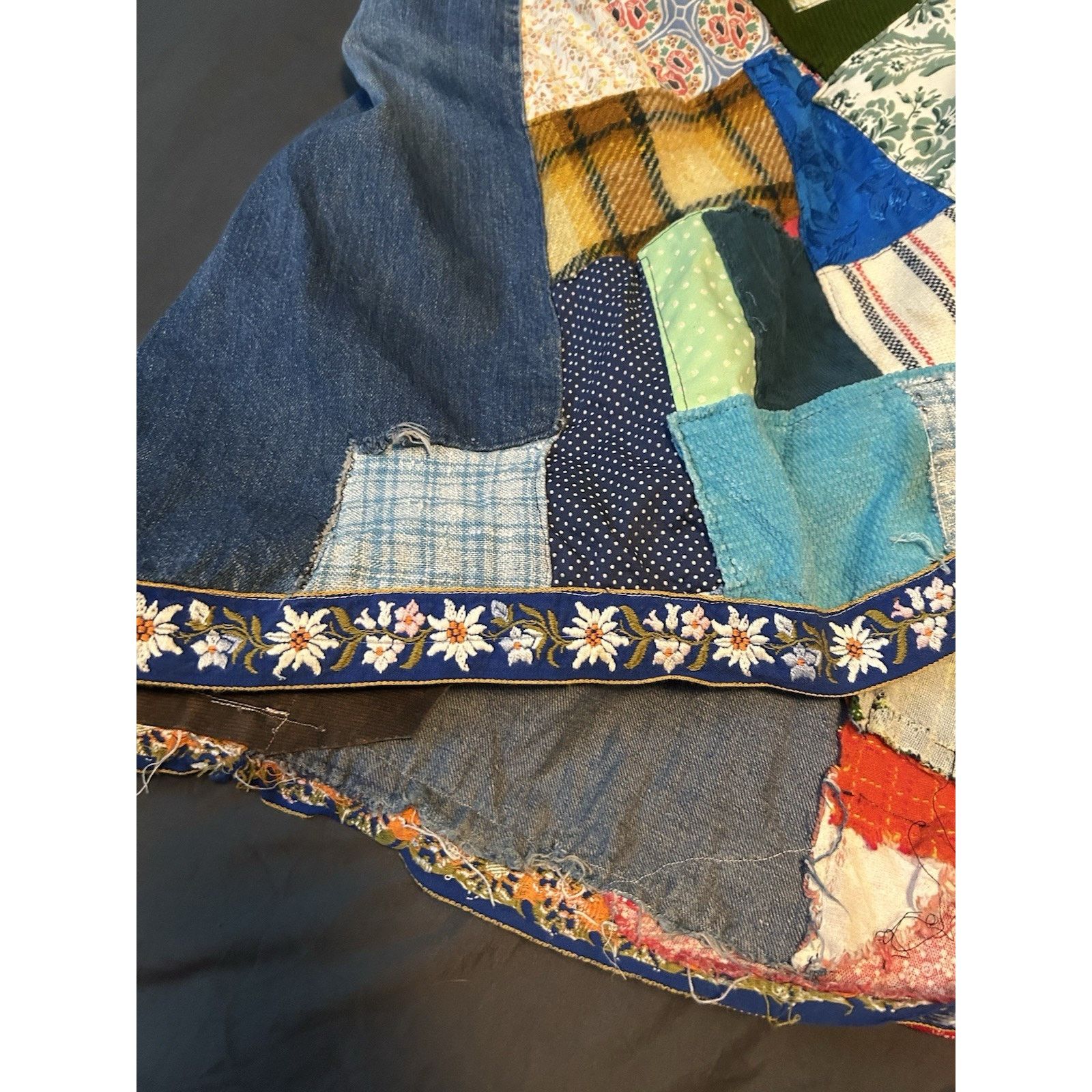 Other Vintage Homemade Denim Leather Velvet Quilted Sewn Skirt Size 26" / US 2 / IT 38 - 18 Thumbnail