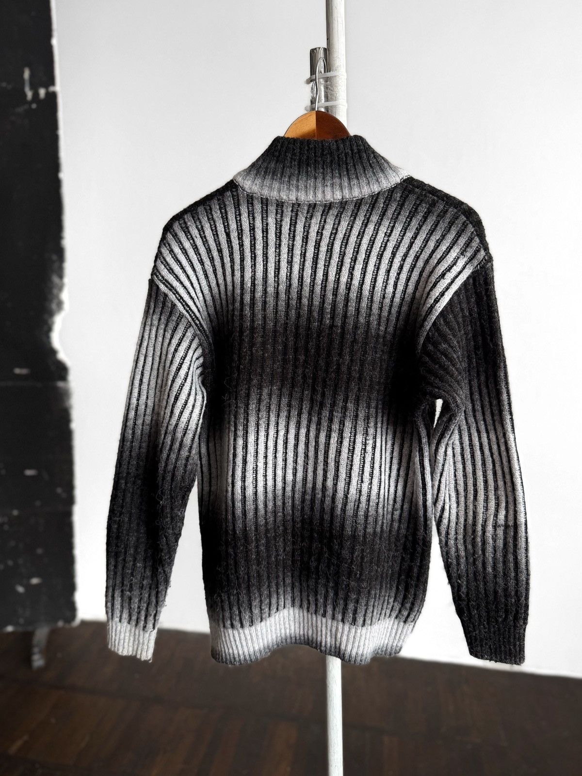 Other Vintage Mens Knit Sweater Wool Acrylic Zip Neck Ribbed Retro Size US M / EU 48-50 / 2 - 2 Thumbnail