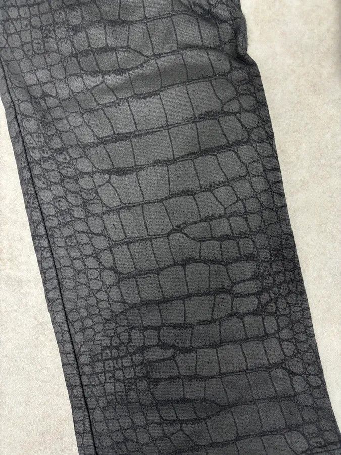 Roberto Cavalli AW2001 Roberto Cavalli Crocodile Effect Obscure Black Pants Size US 32 / EU 48 - 9 Thumbnail
