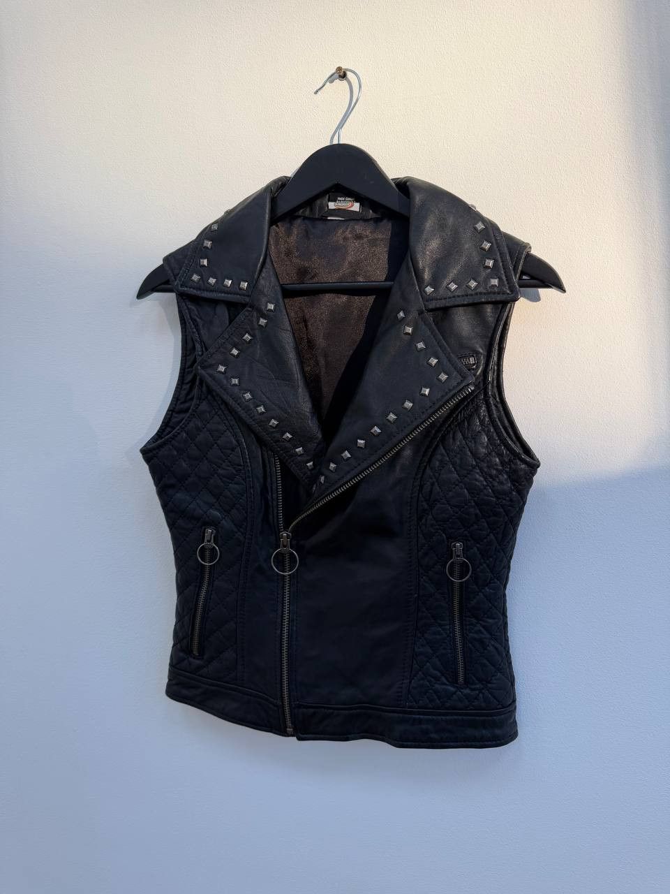 Japanese Brand Vintage Avant-Garde Biker Moto Style Leather Vests hype Size US S / EU 44-46 / 1 - 11 Thumbnail