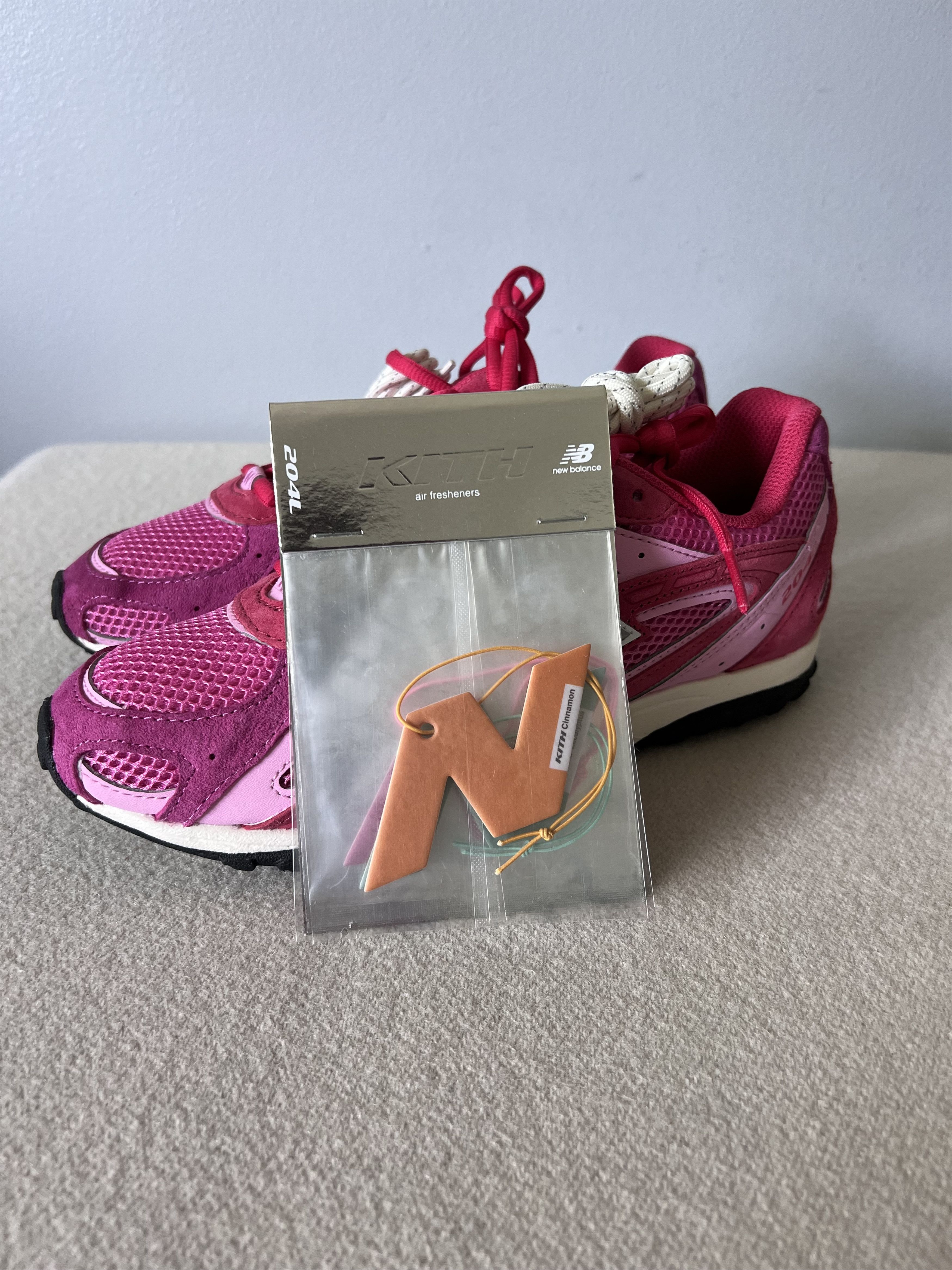 Kith × New Balance Kith New Balance 204L Sneakers in Pink Size US 5.5 / EU 38 - 7 Thumbnail