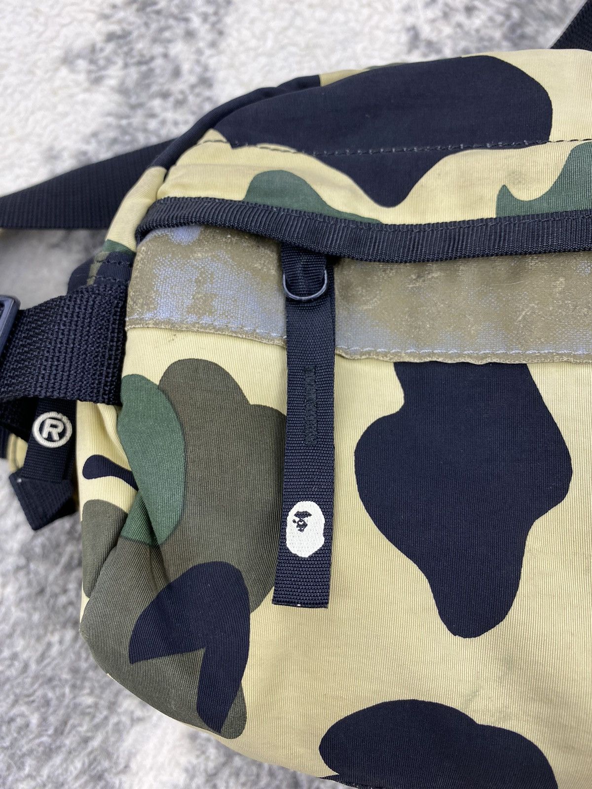 Bape Vintage BAPE 1st Camo Waist Bag Nigo Era Size ONE SIZE - 8 Thumbnail