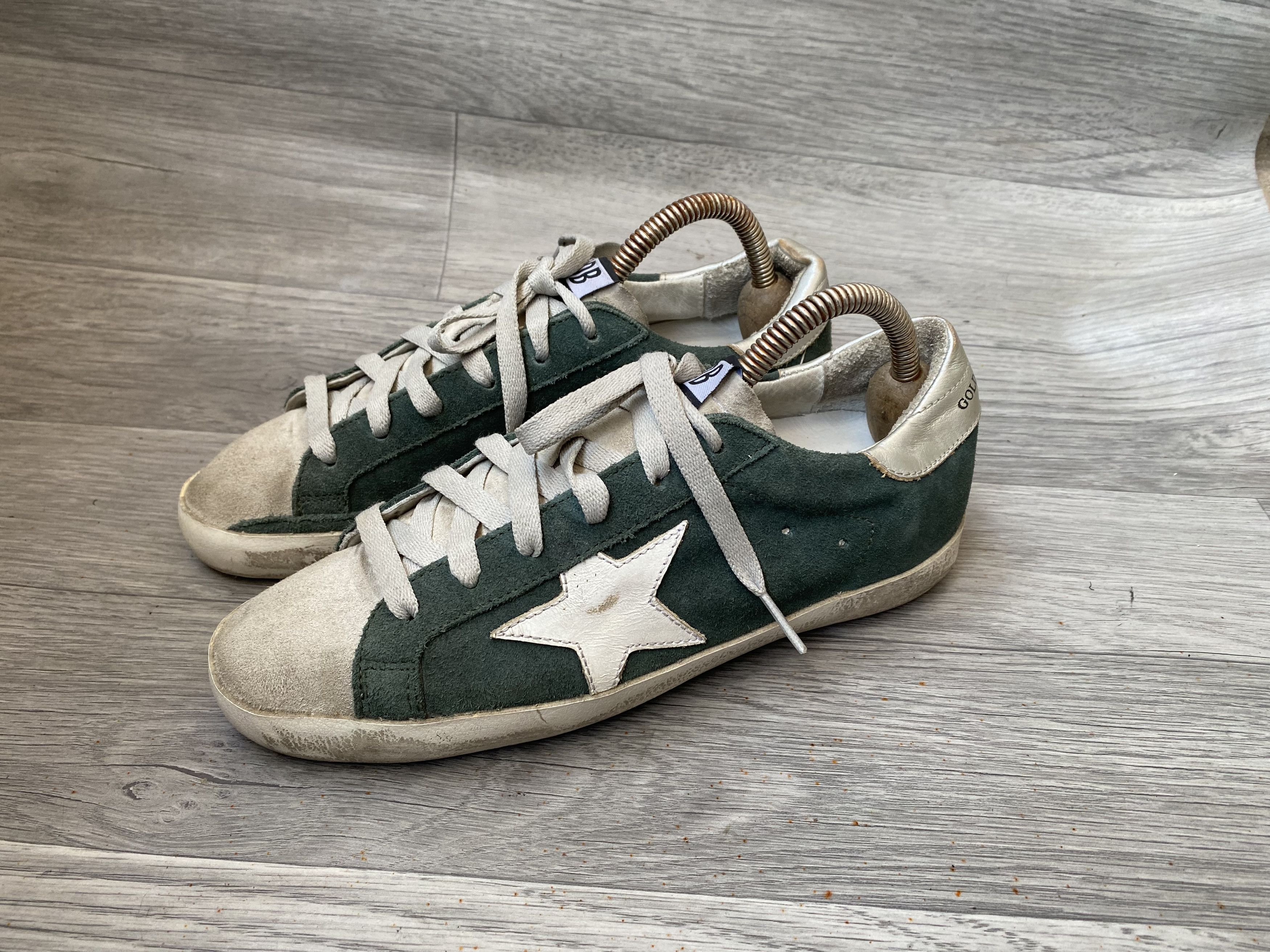 Golden Goose Golden goose superstar low top distressed sneakers sz 37 Size US 7 / IT 37 - 3 Thumbnail