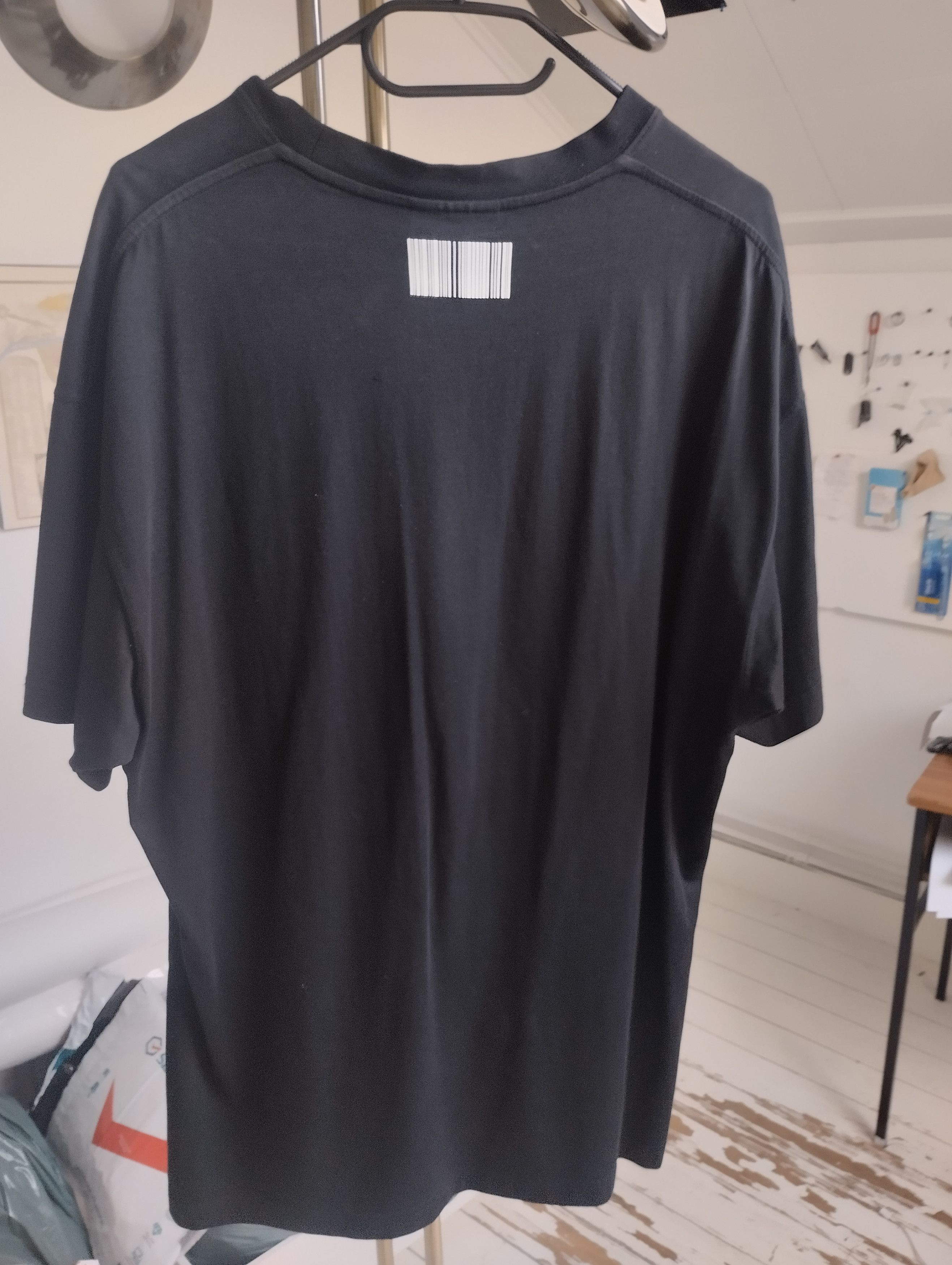VTMNTS × Vetements VTMNTS THEY/THEM Black T-Shirt Size US M / EU 48-50 / 2 - 3 Thumbnail
