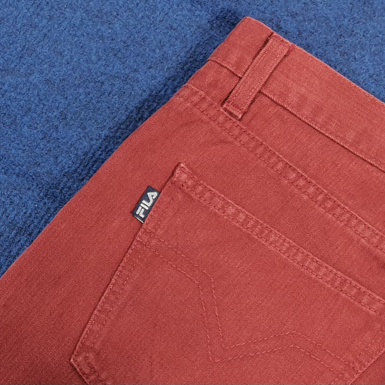 Fila Rare Vintage FERRARI x FILA Red Denim Pants Italy C297N8 Size US 31 - 4 Thumbnail