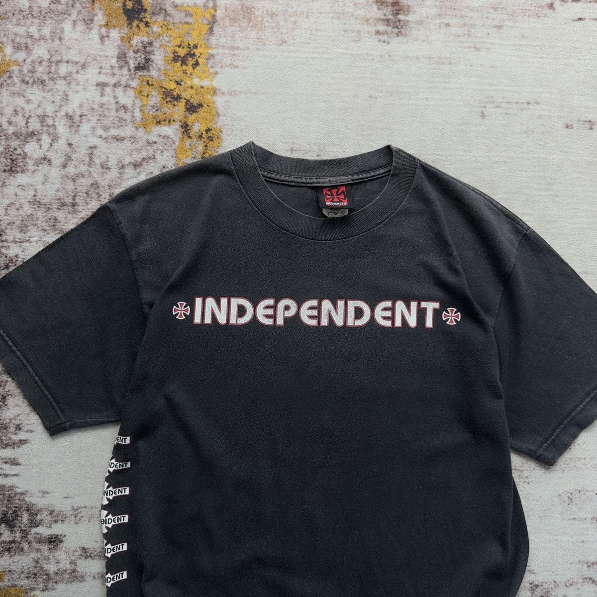 Italia Independent VINTAGE Y2K INDEPENDENT SKATE LOGO ALL OVER PRINT TEE Size US M / EU 48-50 / 2 - 4 Thumbnail