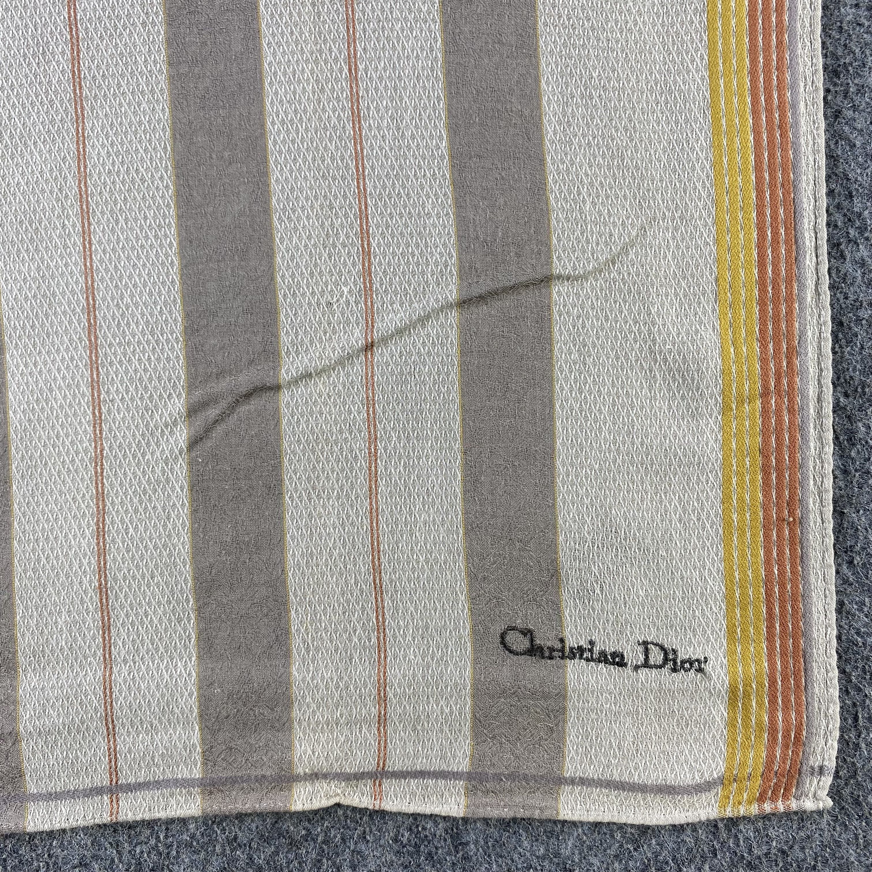 Vintage Christian Dior Handkerchief/Neckerchief/Bandana HC526 Size ONE SIZE - 3 Thumbnail