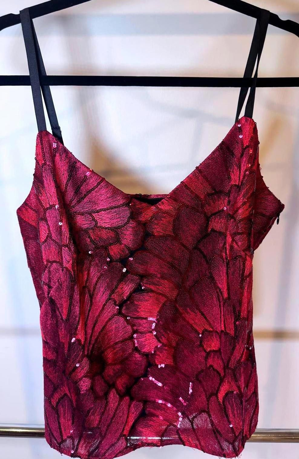Designer Elegant Sequined Cami Top - White House Black Market Size L / US 10 / IT 46 - 1 Thumbnail