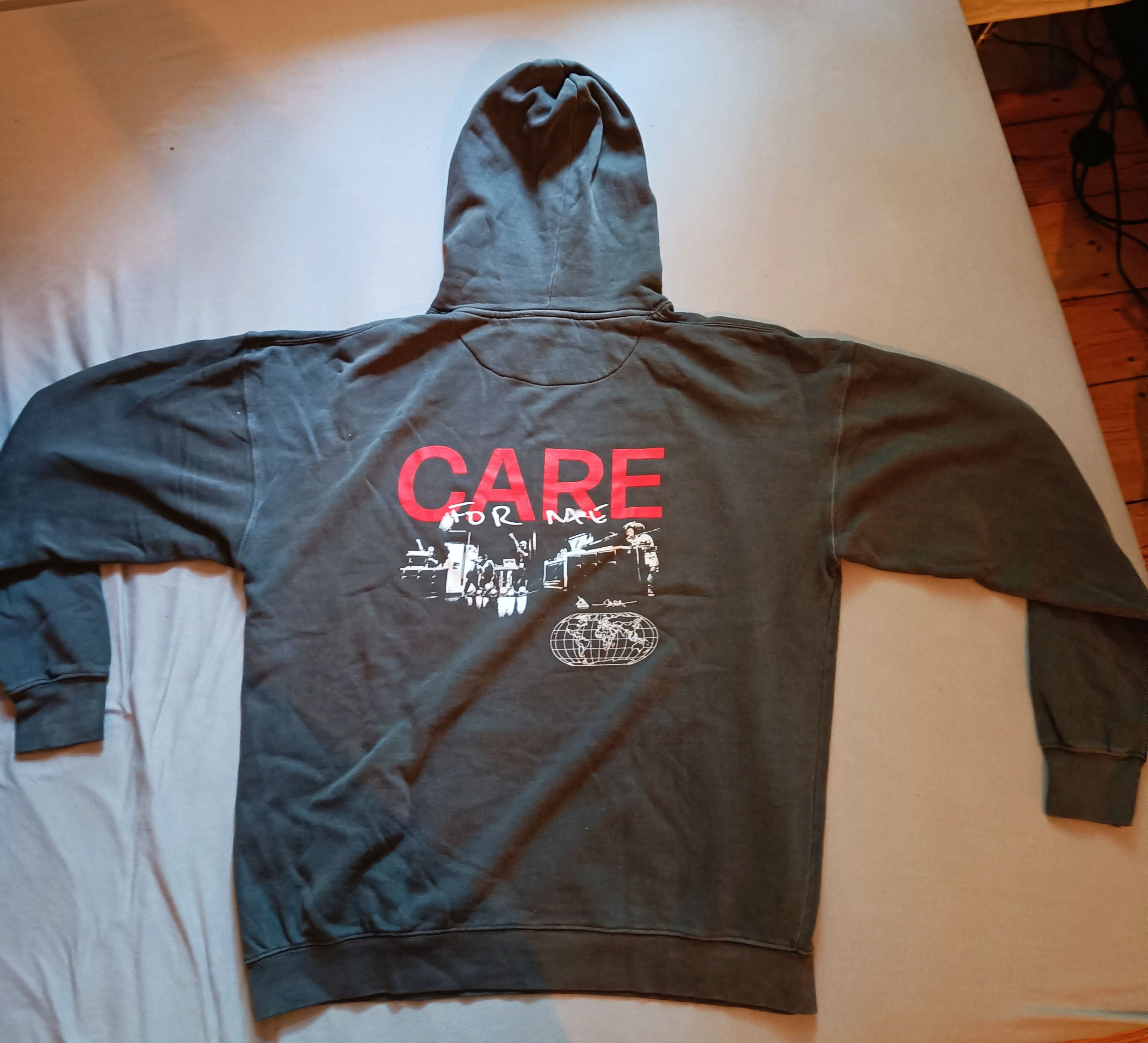 Saba SABA Pivot Hoodie "Care for Me" XL new Size US XL / EU 56 / 4 - 1 Thumbnail