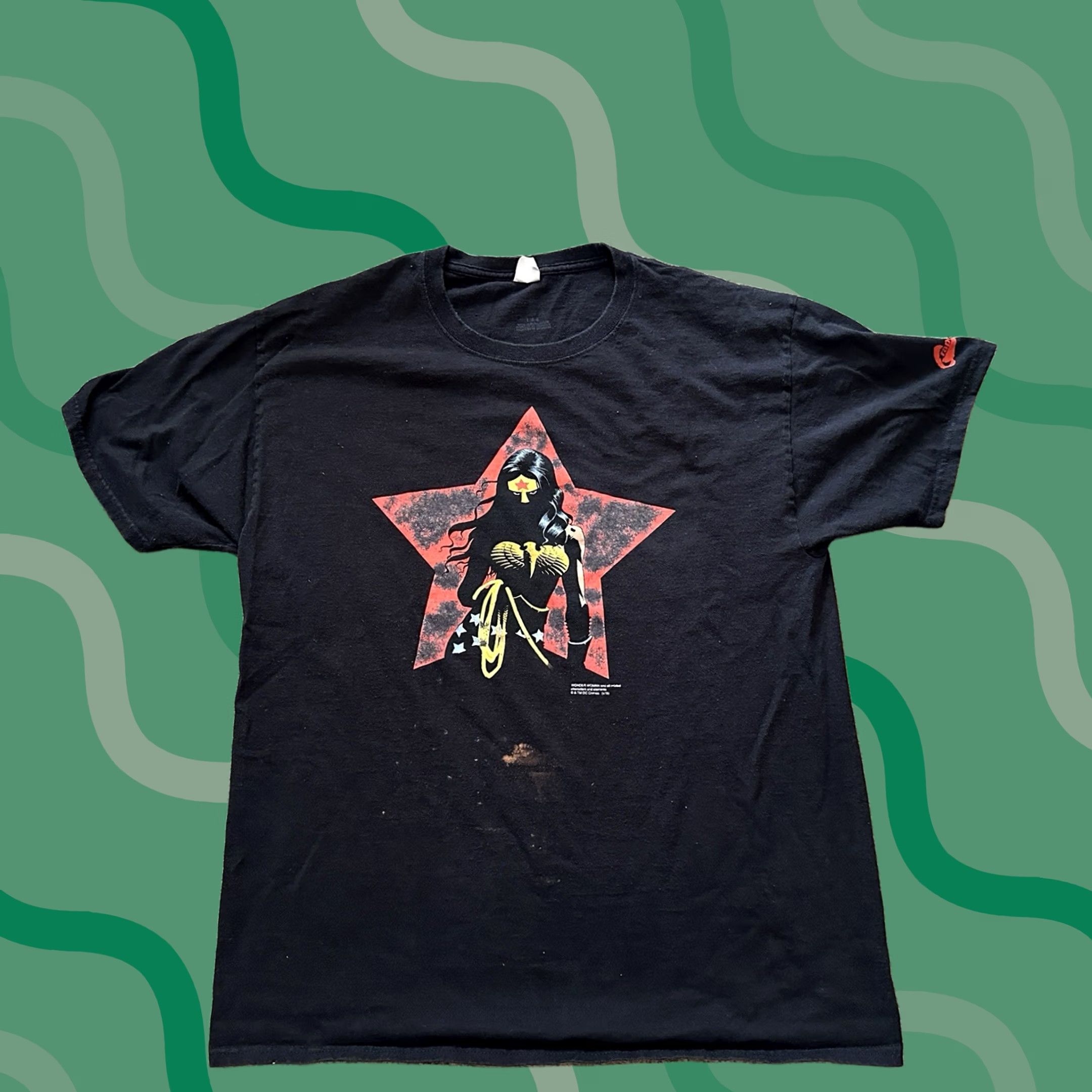 Hanes VINTAGE Wonder Woman Shirt Mens Large DC Comics Graphic Print Black Hanes Crew Neck Short Sleeve Cotton Knit Size US L / EU 52-54 / 3 - 1 Thumbnail