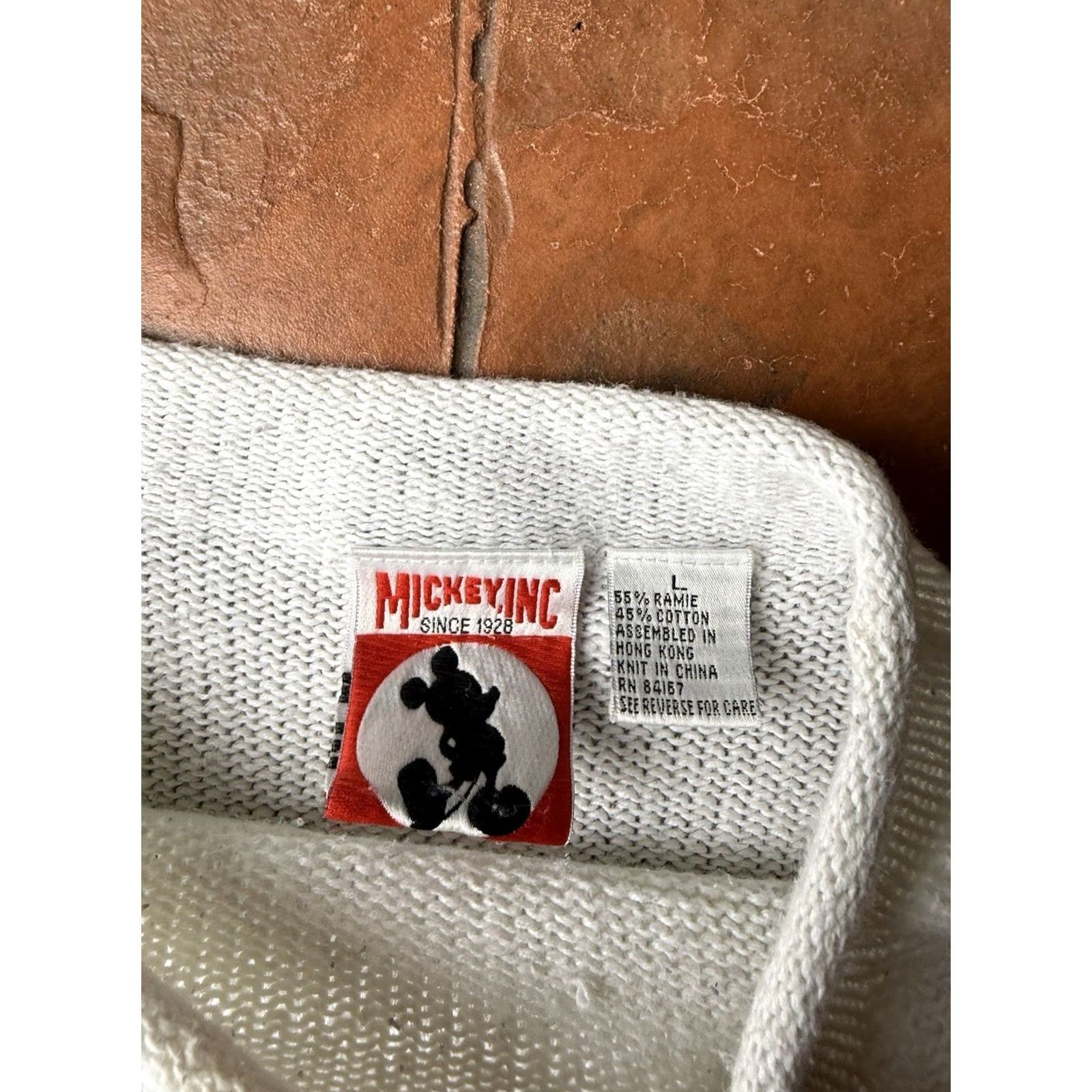 Disney VINTAGE Disney Mickey Mouse Knit Sweater Unisex Medium White Embroidered 80s Logo Crew Neck Pullover Knit Weather All Seasons Boys Mens Womens Size US M / EU 48-50 / 2 - 2 Thumbnail