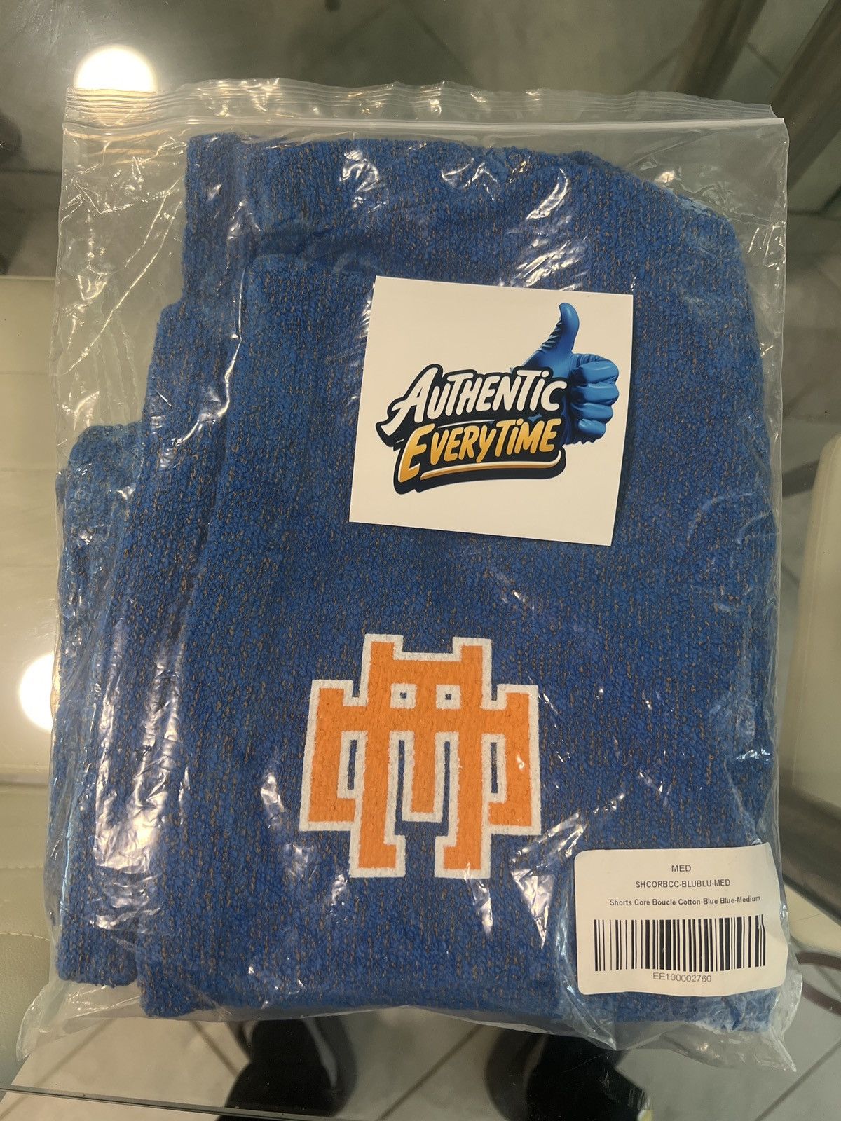 Eric Emanuel Eric Emanuel Boucle Cotton Shorts Knicks RARE orange blue Size US 32 / EU 48 - 1 Thumbnail
