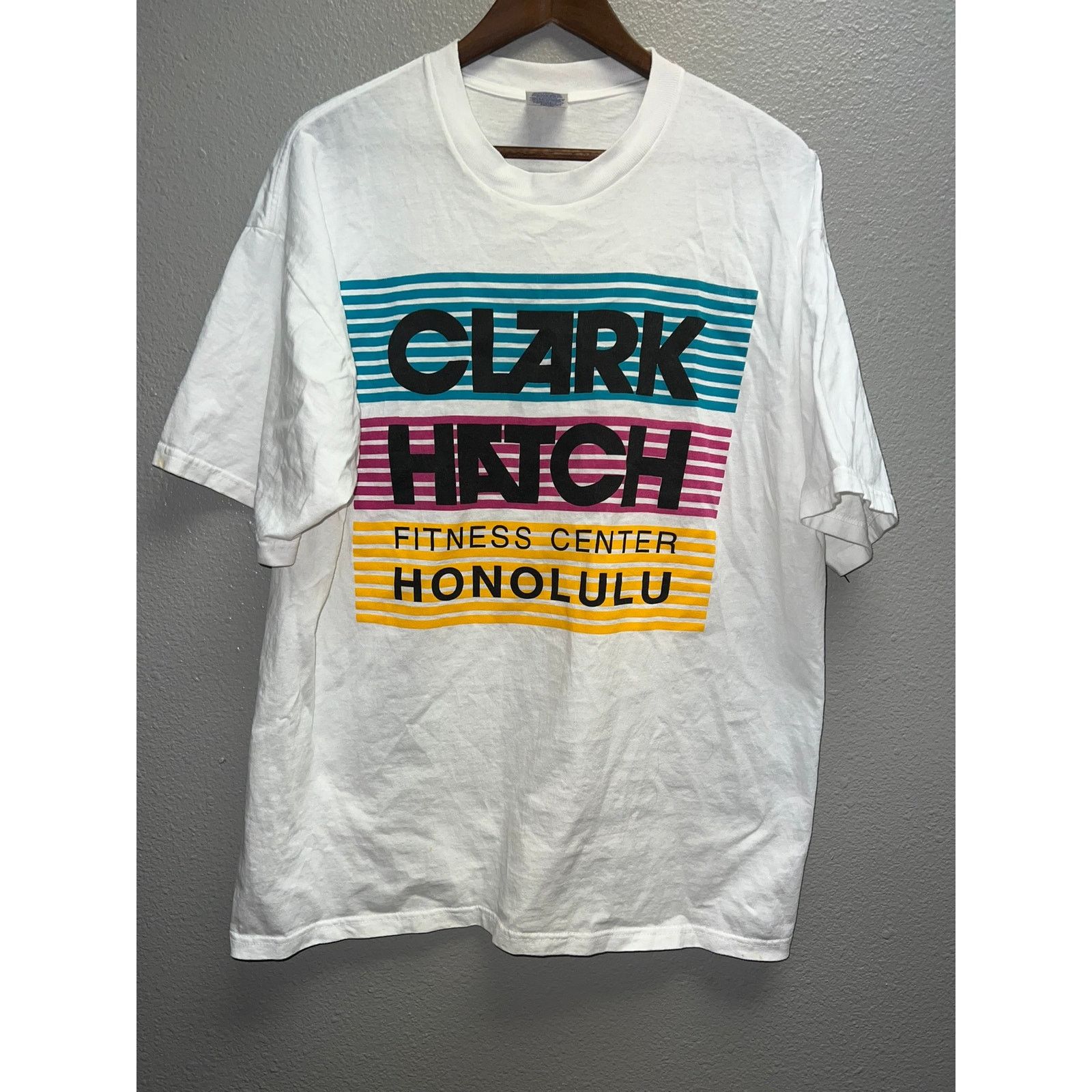 Jerzees Vintage Honolulu Shirt Clark Hatch Fitness Center Hawaii L Size US L / EU 52-54 / 3 - 1 Thumbnail