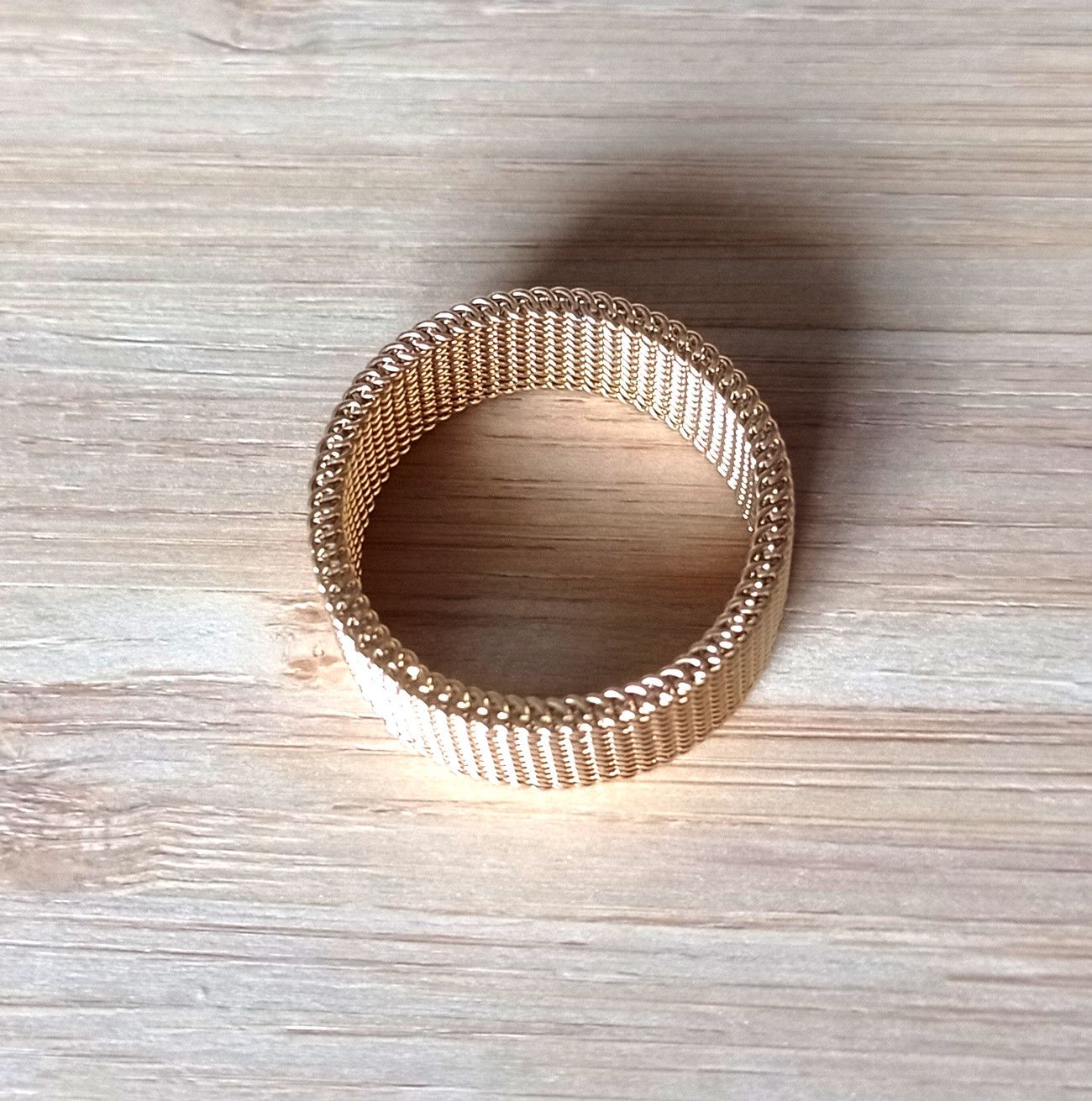 Designer × Vintage Stunning Shine Gold Circle Net SS Simple Ring Unique Size ONE SIZE - 4 Thumbnail