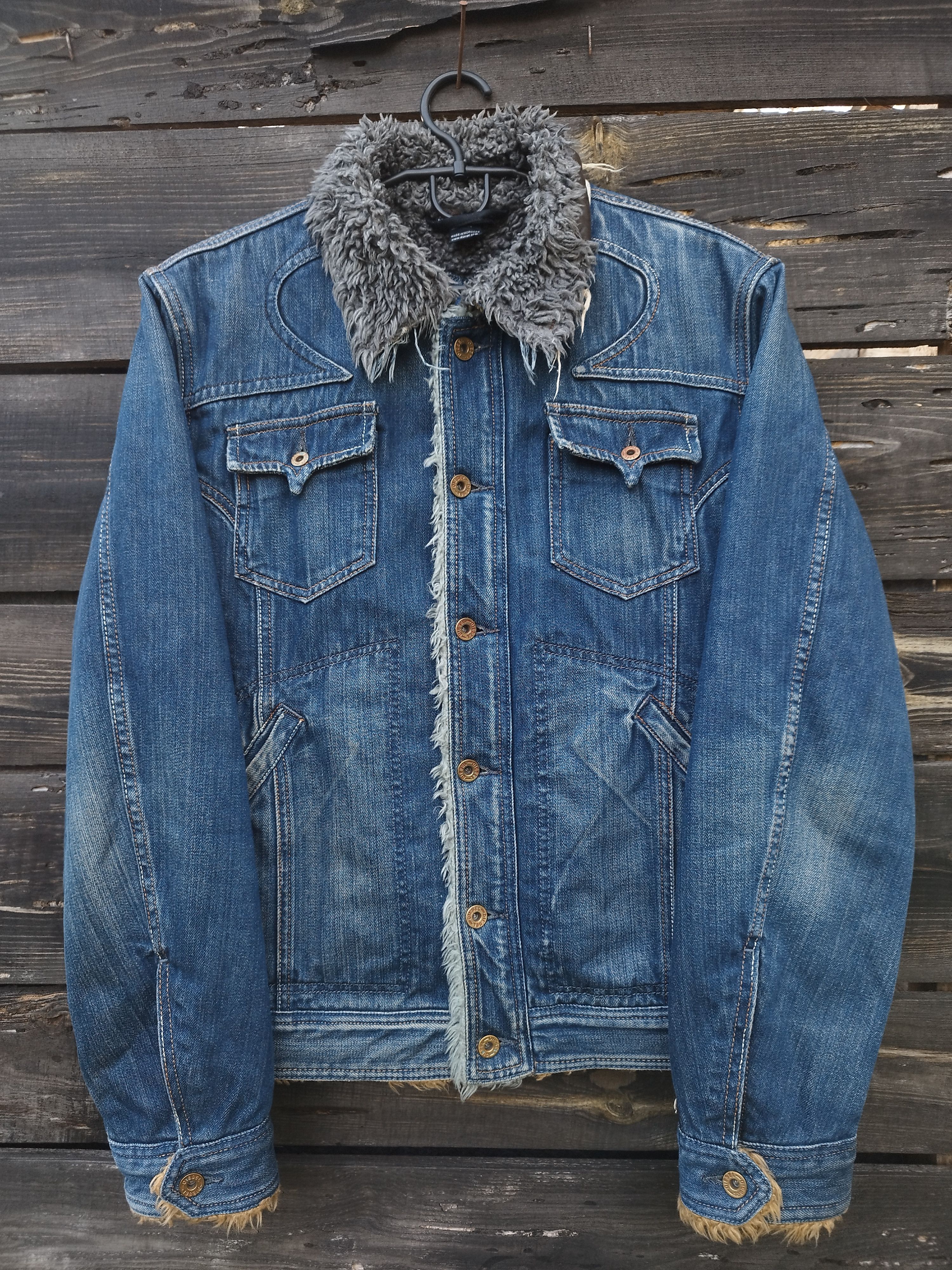 Diesel Vintage Diesel Denim Sherpa Lined Trucker Jacket Blue Men's Size US M / EU 48-50 / 2 - 1 Thumbnail