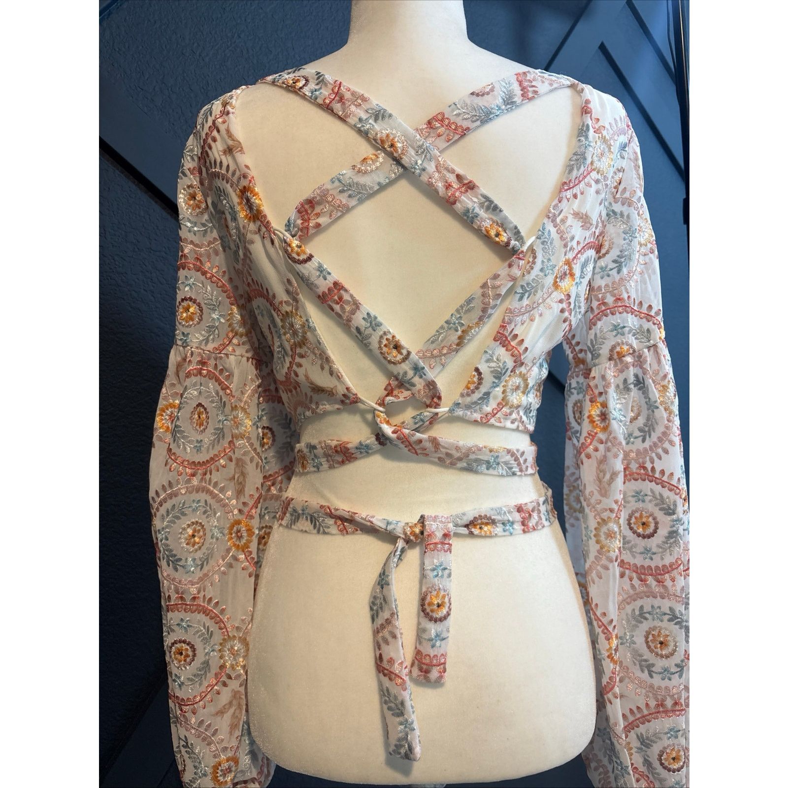 Other Atoir Love Crop Top Embroidered Boho Wrap Tie Size S #0509 Size S / US 4 / IT 40 - 4 Thumbnail