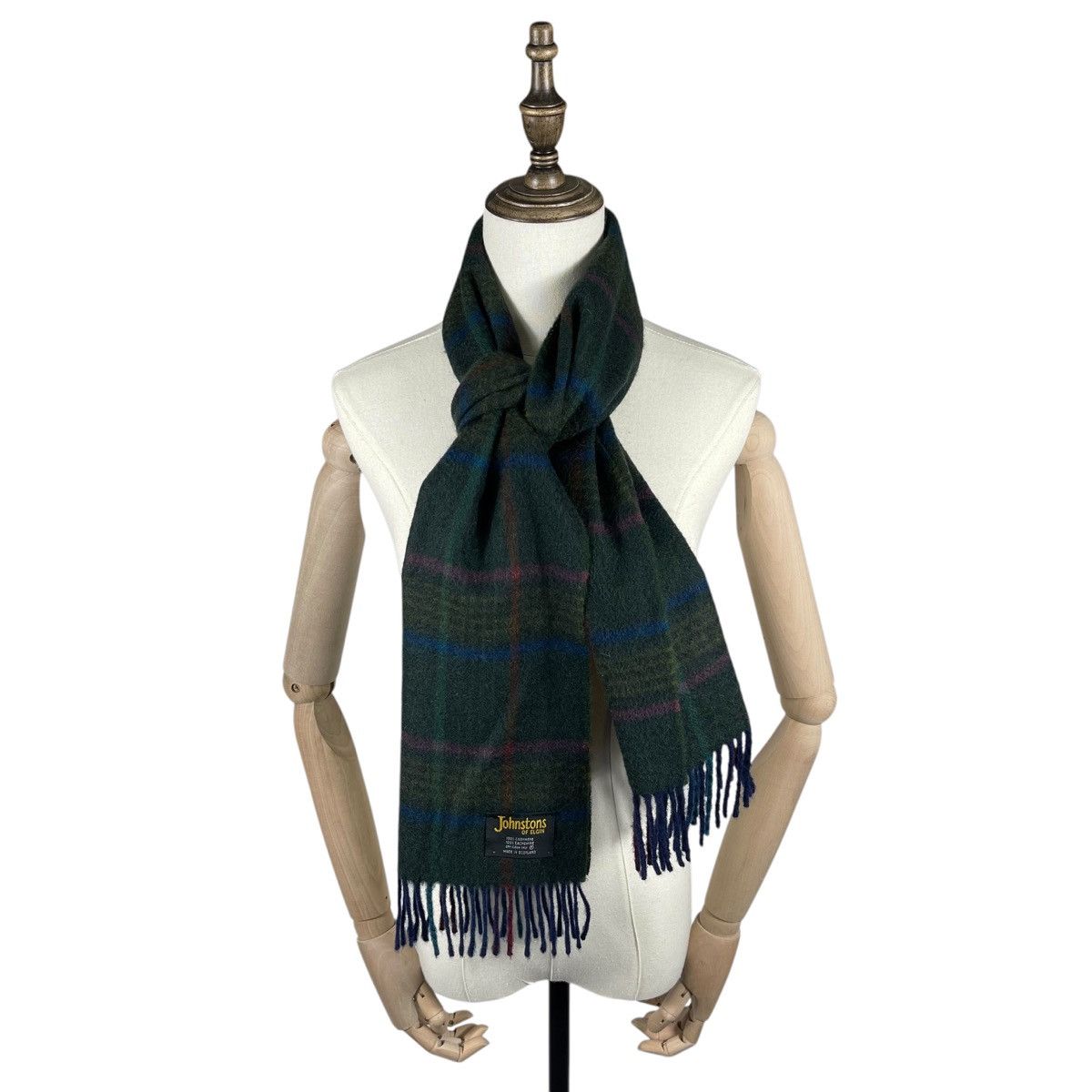 Johnstons Of Elgin Vintage Johnston Of Elgin Green Checked Scarf Muffler Size ONE SIZE - 1 Thumbnail
