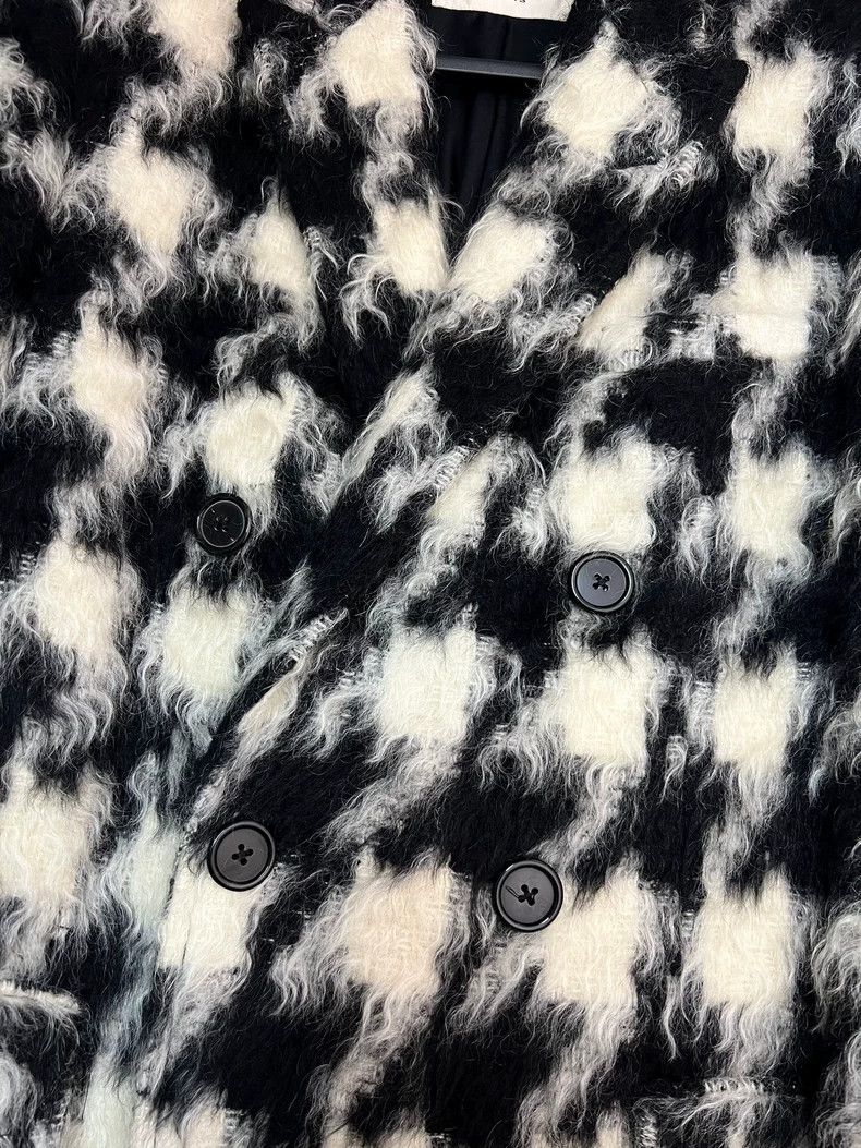 Saint Laurent Paris Saint laurent paris 14 Black and White Houndstooth Fur Coat Size US M / EU 48-50 / 2 - 4 Thumbnail