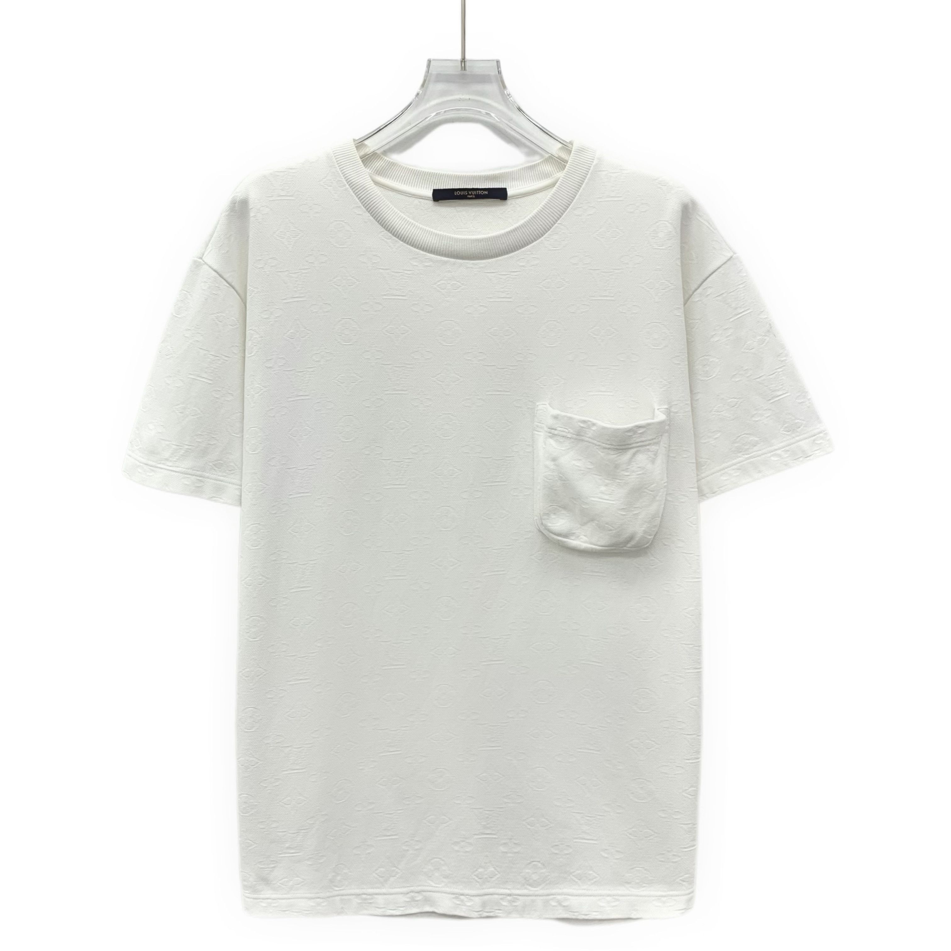 Louis Vuitton Louis Vuitton Monogram Embossed T-Shirt White (S) Size US S / EU 44-46 / 1 - 1 Thumbnail