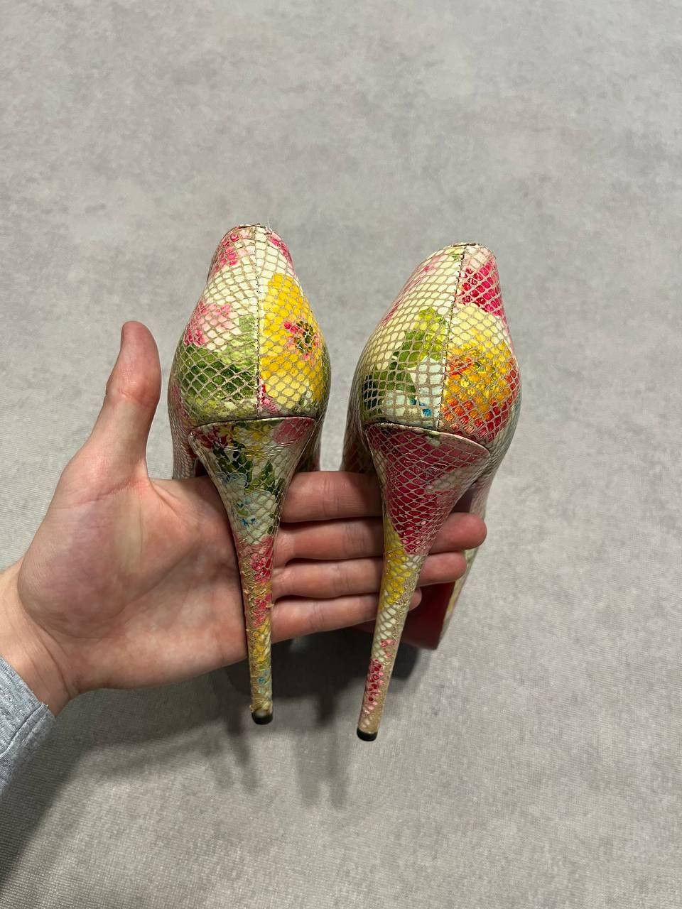 Christian Louboutin Christian Louboutin Flower High Pump Heels Women`s 37 Size US 7 / IT 37 - 10 Thumbnail